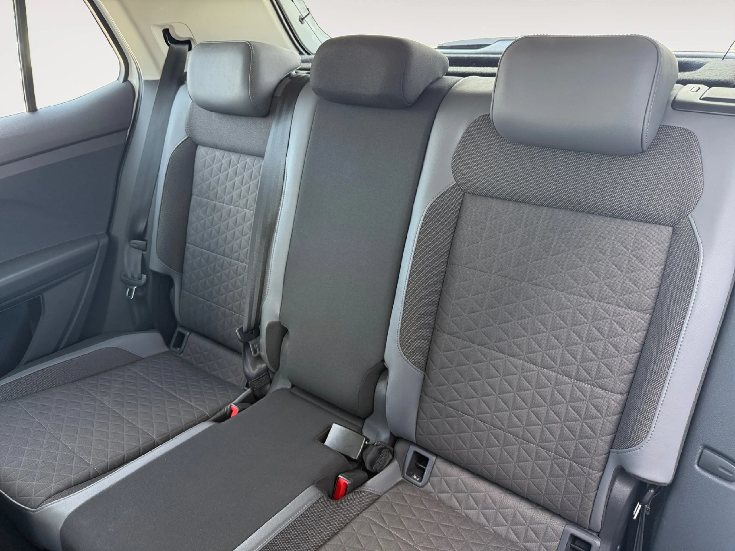 VOLKSWAGEN T CROSS SPORT 1.0 TSI 81KW (110CV) - Foto 6