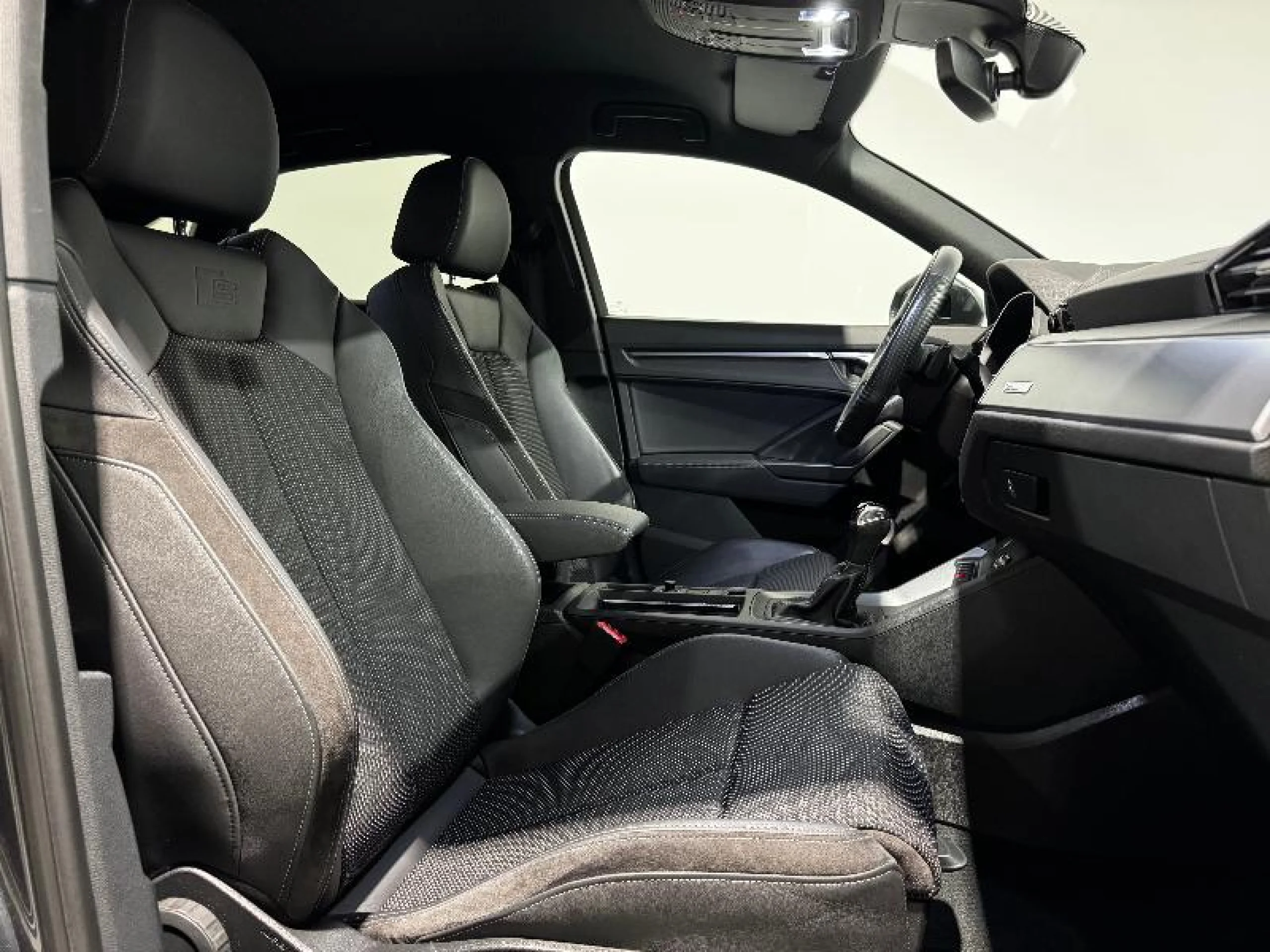 AUDI Q3 35 TFSI 110KW (150CV) S TRONIC - Foto 6