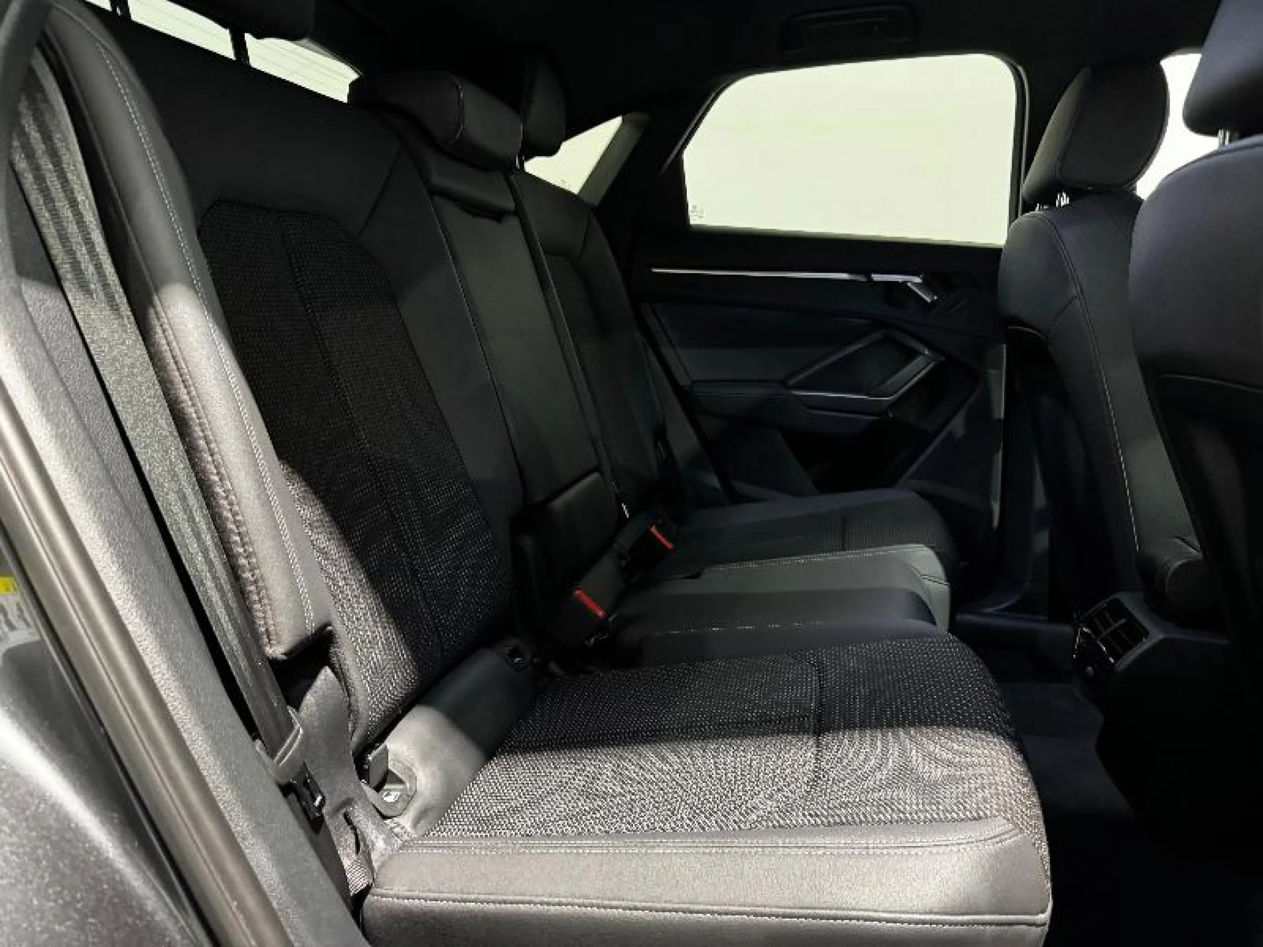 AUDI Q3 35 TFSI 110KW (150CV) S TRONIC - Foto 7