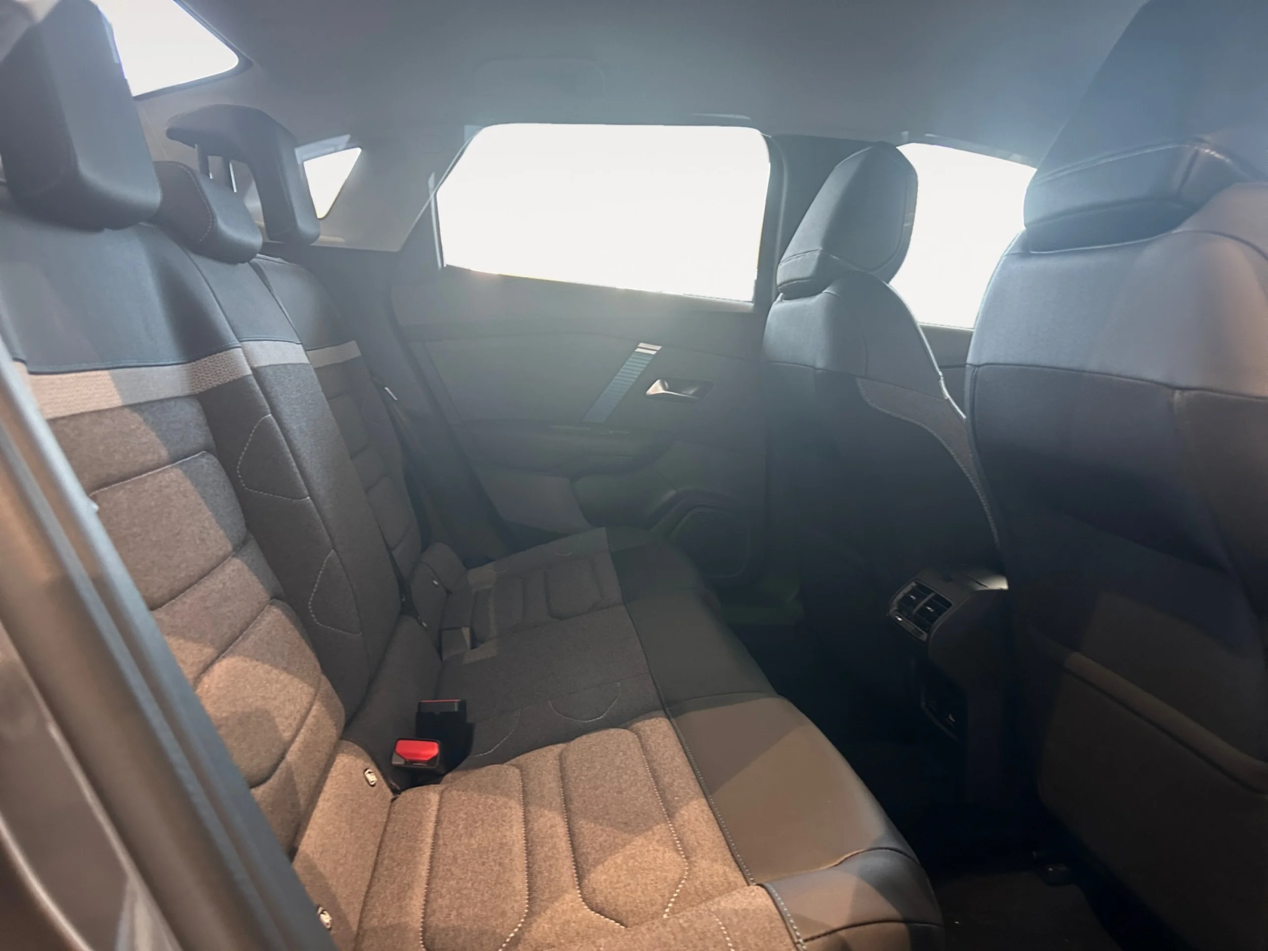 CITROEN C4x NUEVO C4X ELÉCTRICO 100 KW FEEL PACK - Foto 6