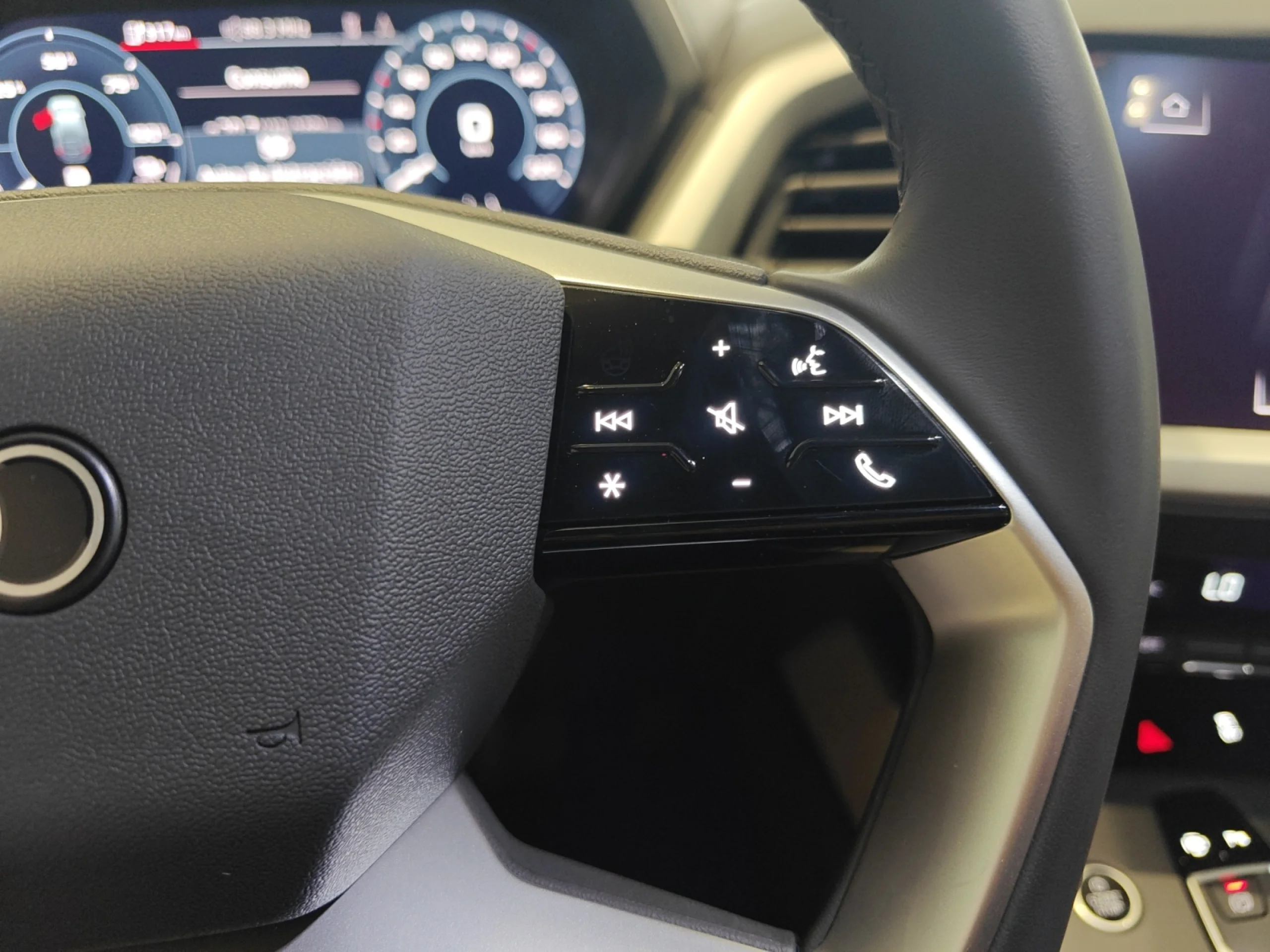 AUDI Q4 SPORTBACK E TRON ADVANCED 40 E TRON 150KW 82KWH - Foto 13