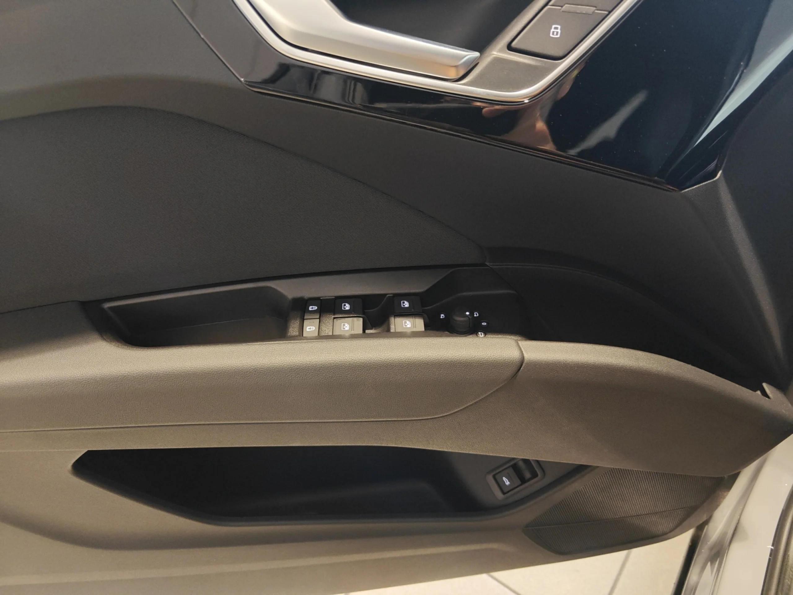 AUDI Q4 SPORTBACK E TRON ADVANCED 40 E TRON 150KW 82KWH - Foto 16