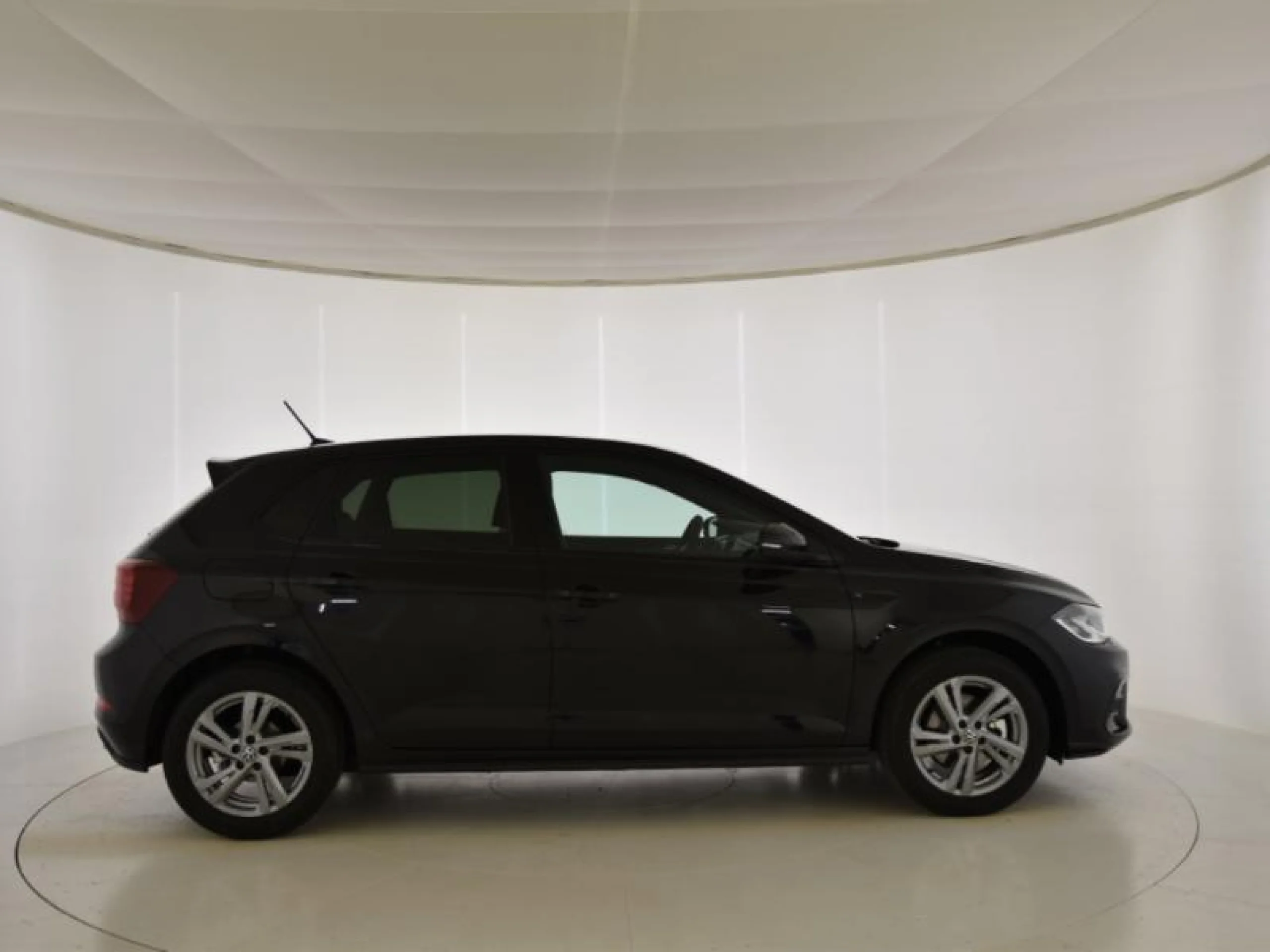 VOLKSWAGEN POLO R LINE 1.0 TSI 81KW (110CV) DSG - Foto 3