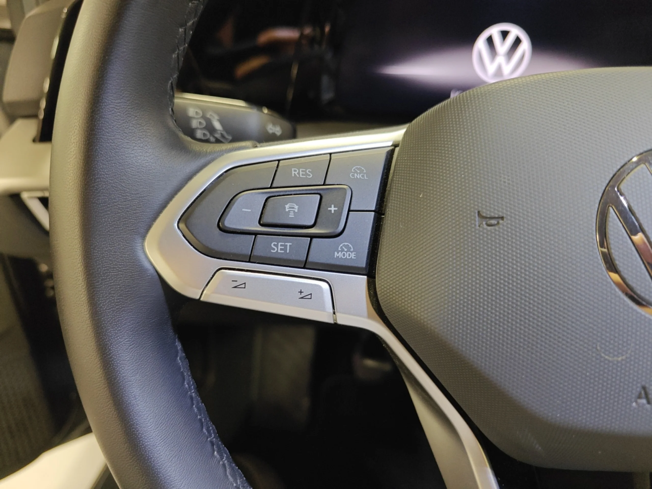 VOLKSWAGEN GOLF ··MÁS·· 2.0 TDI 85KW (115CV) - Foto 11
