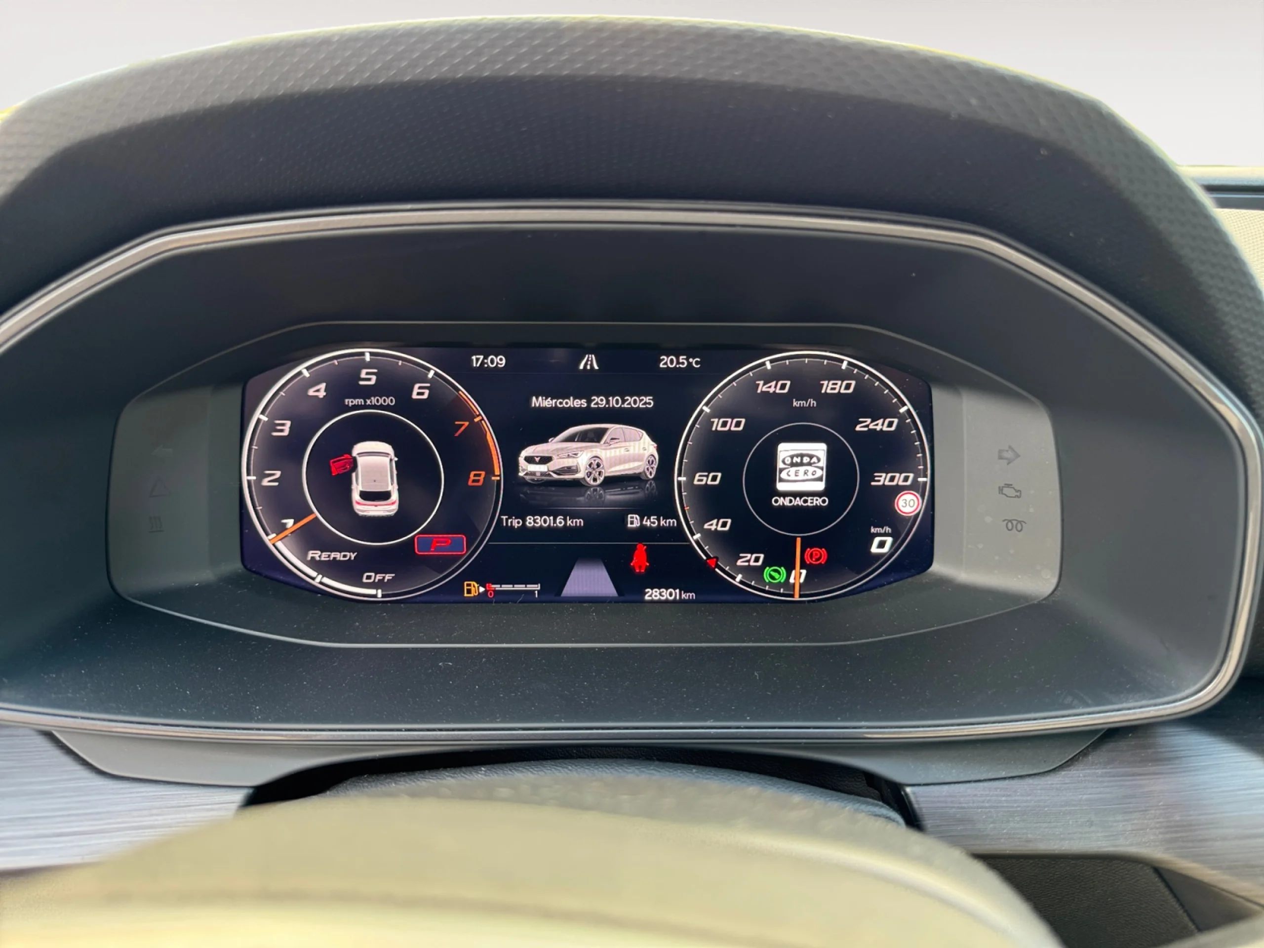 CUPRA LEON 1.5 ETSI 110KW (150CV) DSG - Foto 11