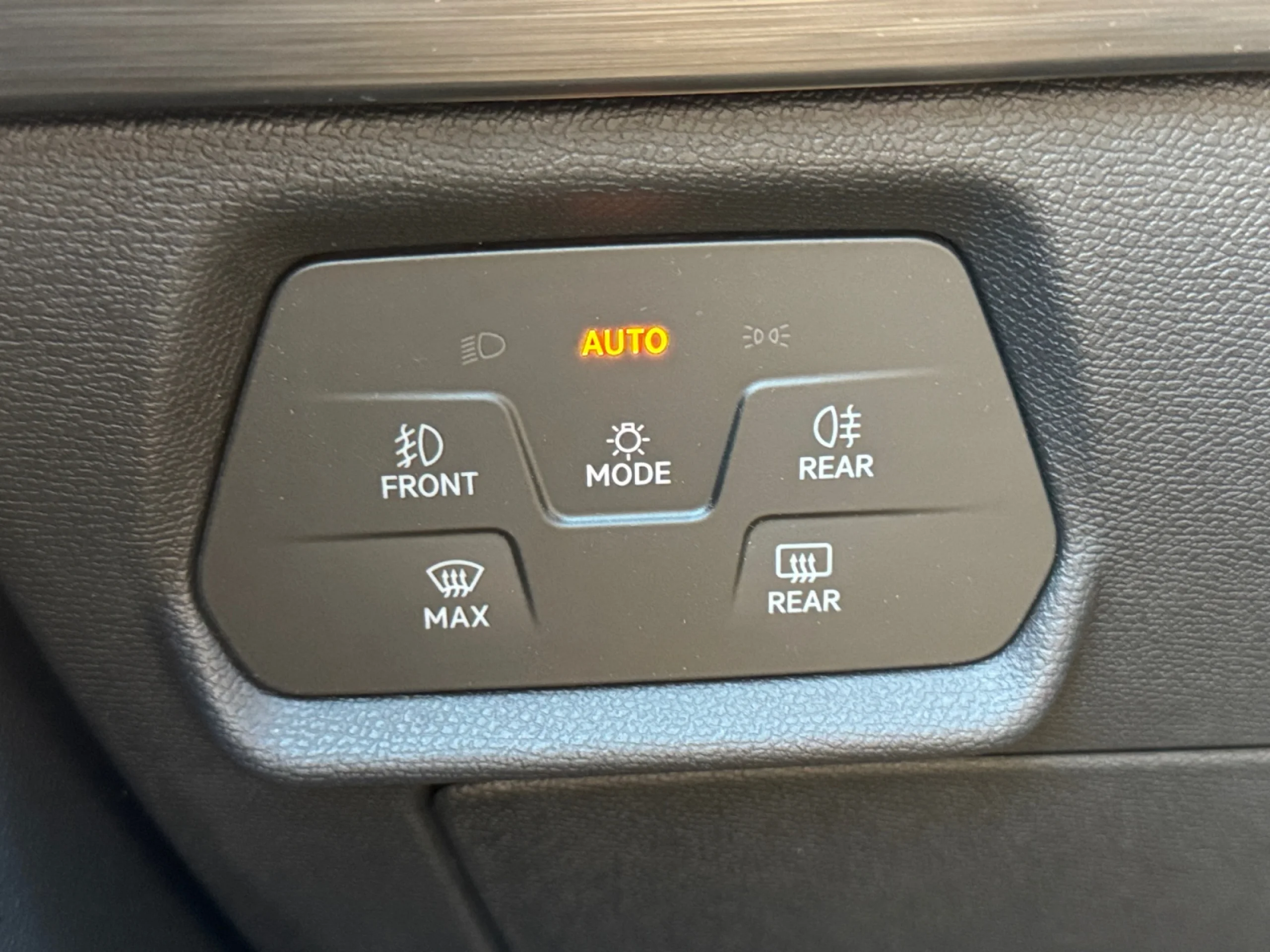 CUPRA LEON 1.5 ETSI 110KW (150CV) DSG - Foto 13