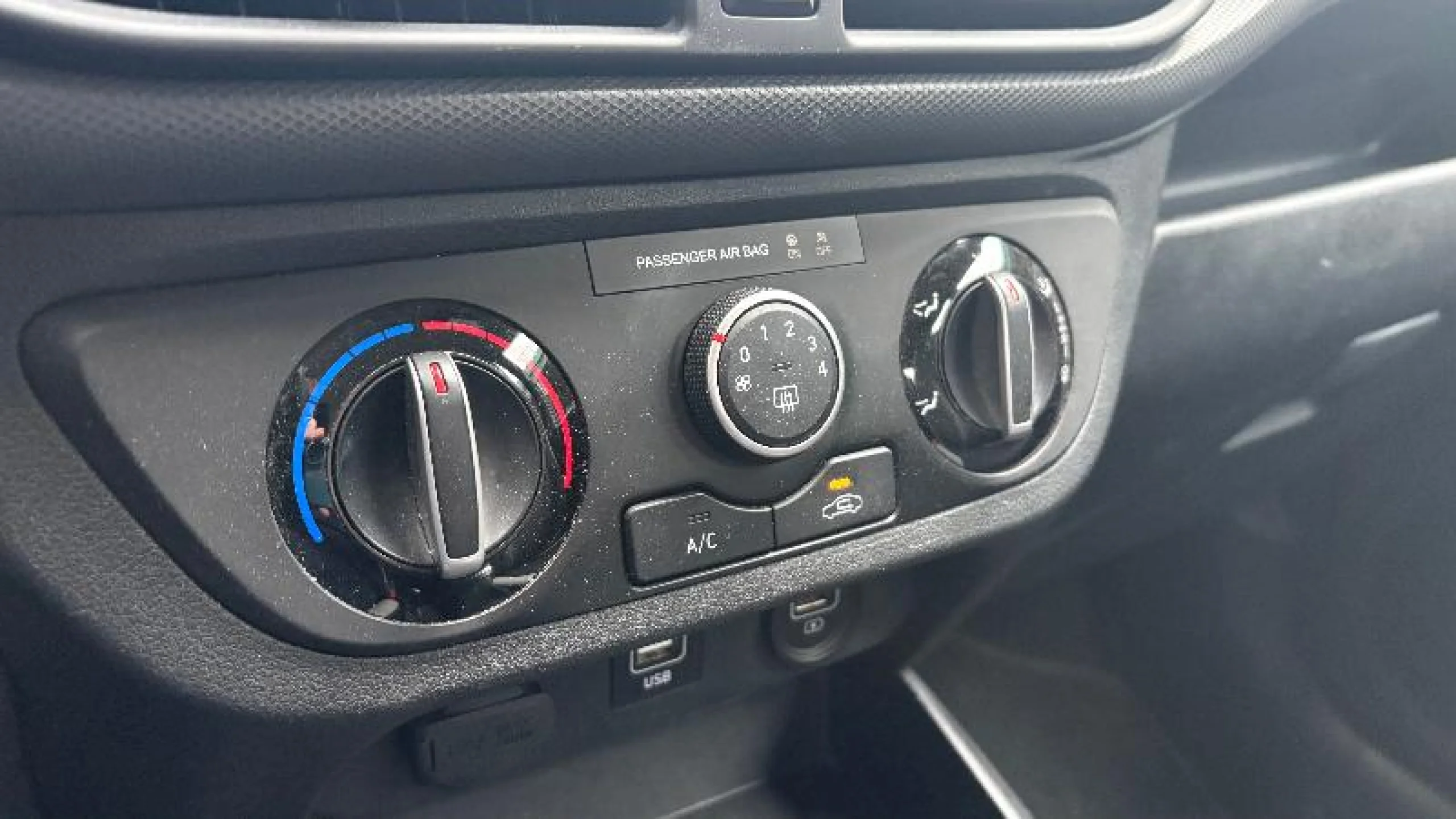 HYUNDAI I10 1.0 KLASS - Foto 18