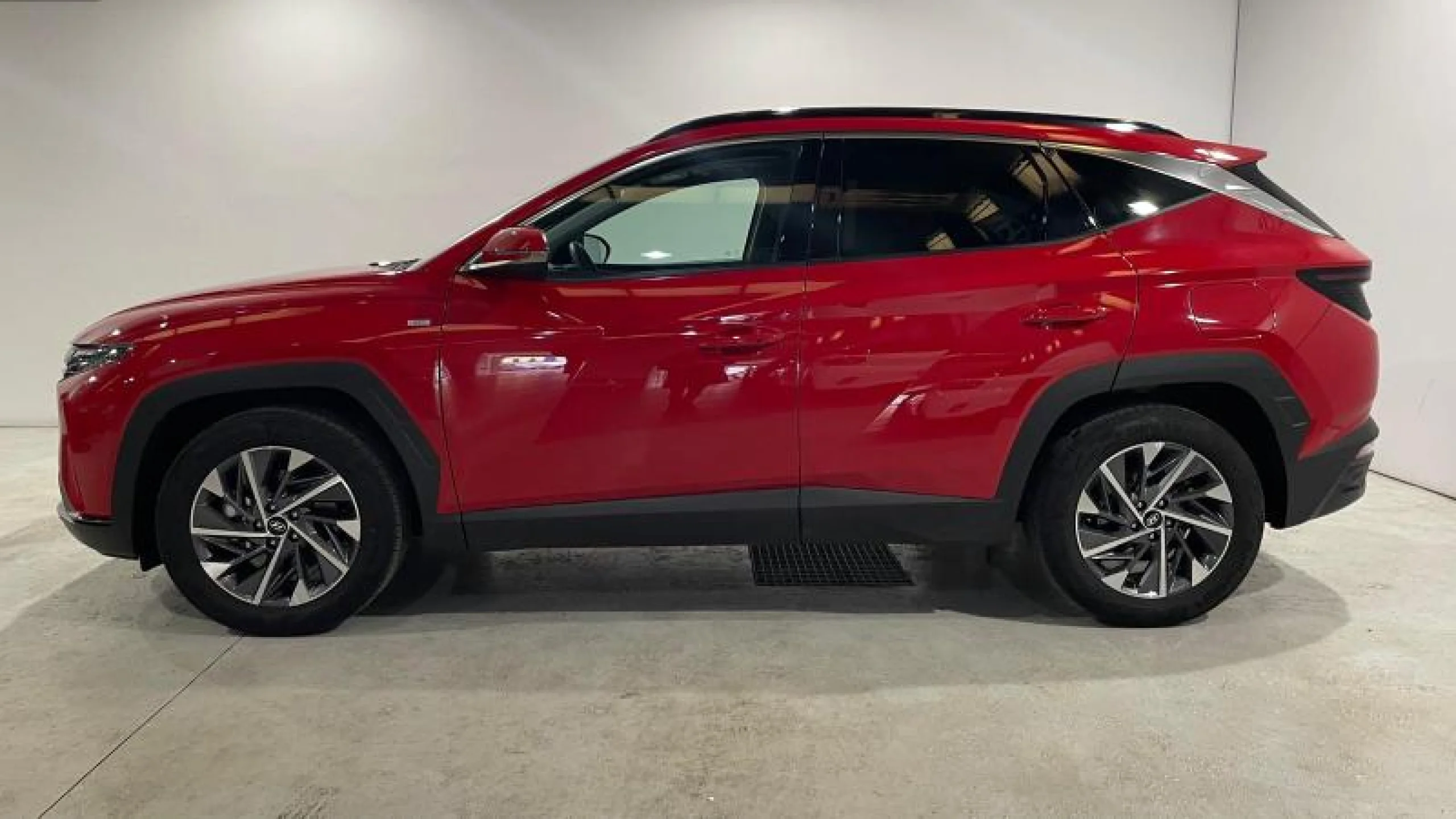 HYUNDAI TUCSON 1.6 CRDI 100KW (136CV) 48V TECNO SKY - Foto 2