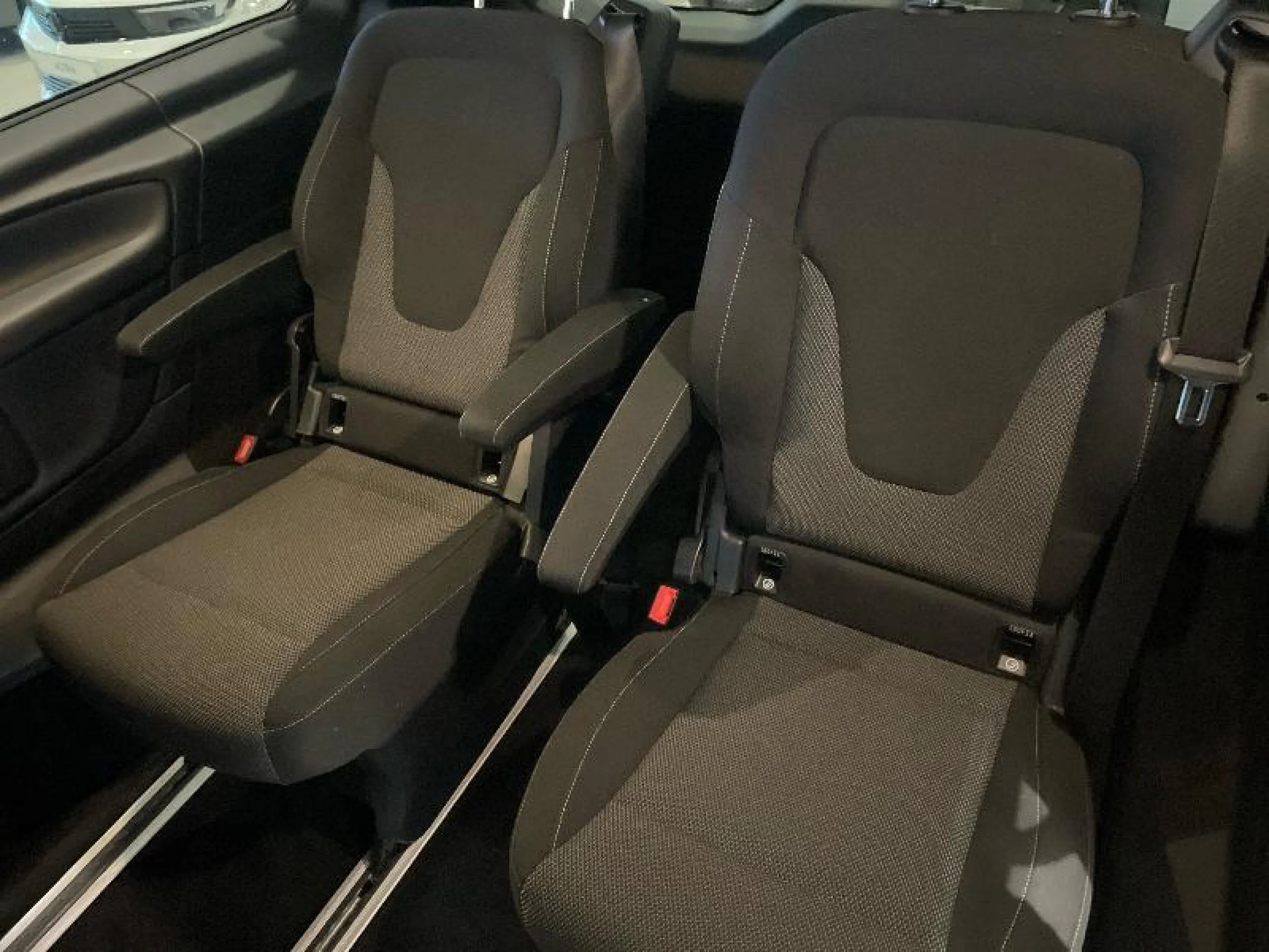 MERCEDES-BENZ Clase v 220 CDI AVANTGARDE LARGO - Foto 10