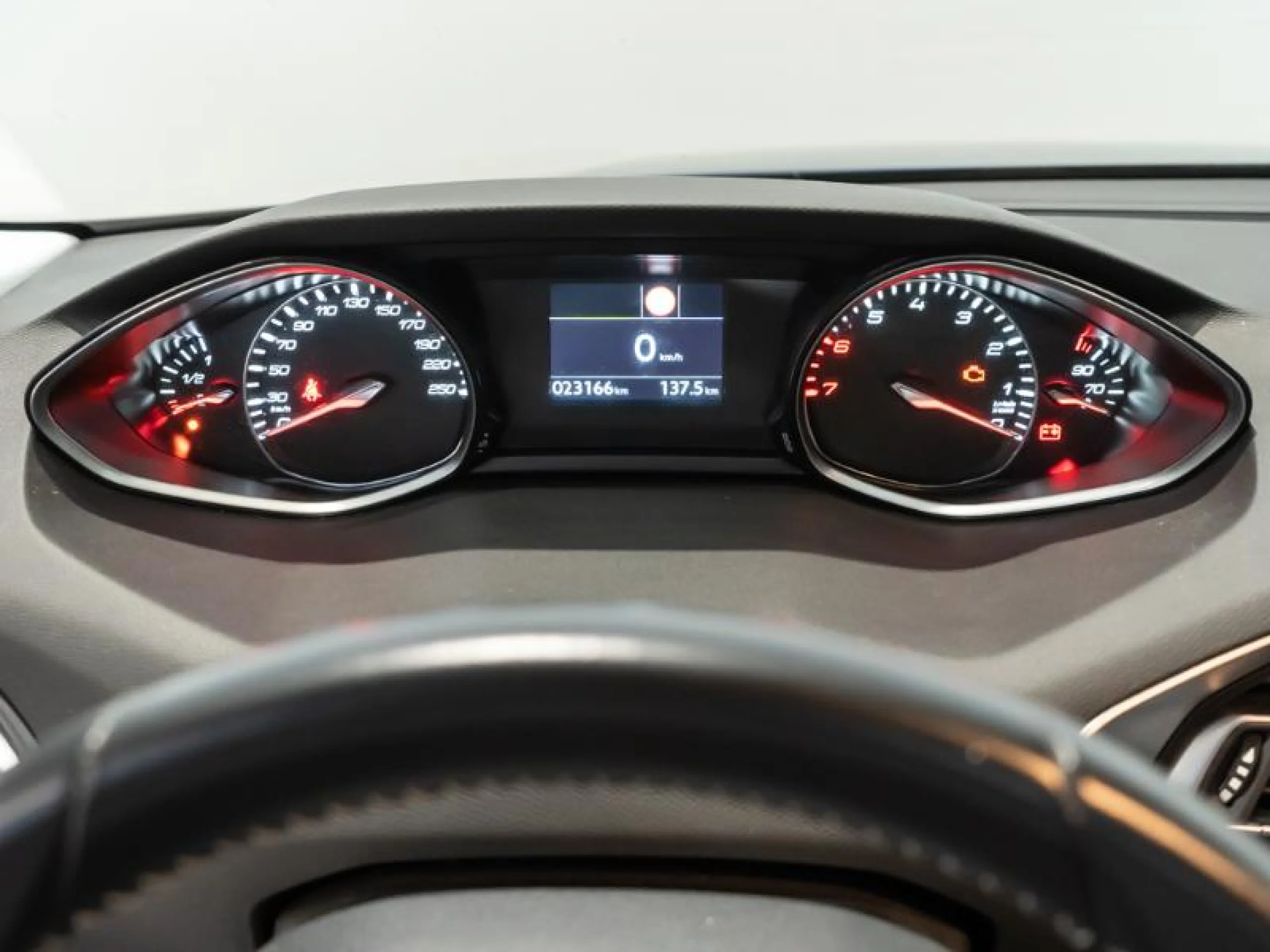 PEUGEOT 308 5P STYLE 1.2 PURETECH 96KW (130CV) - Foto 12