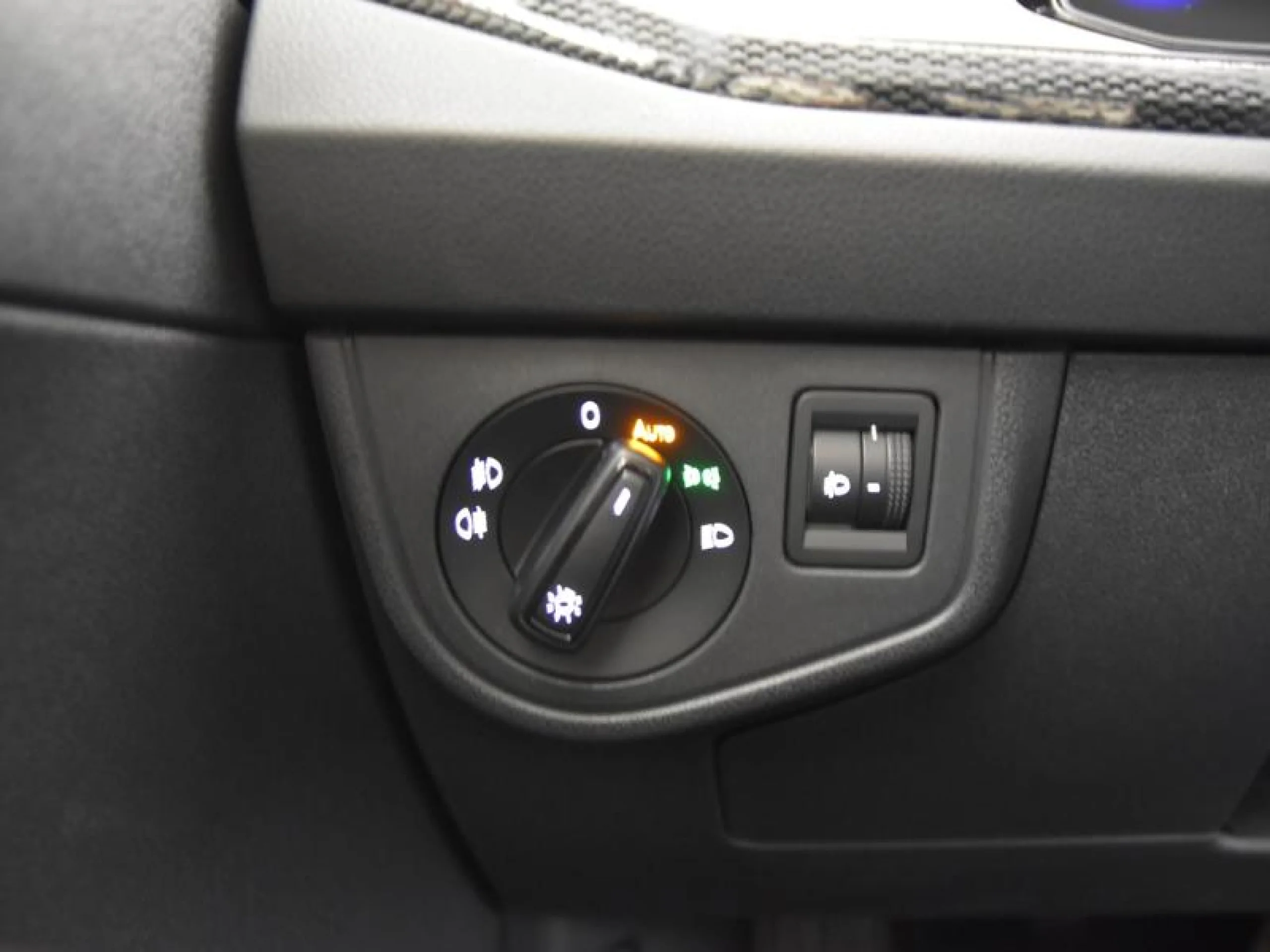 VOLKSWAGEN TAIGO TAIGO M S 1.0 TSI 70 KW (95 CV )  5 VEL. - Foto 17