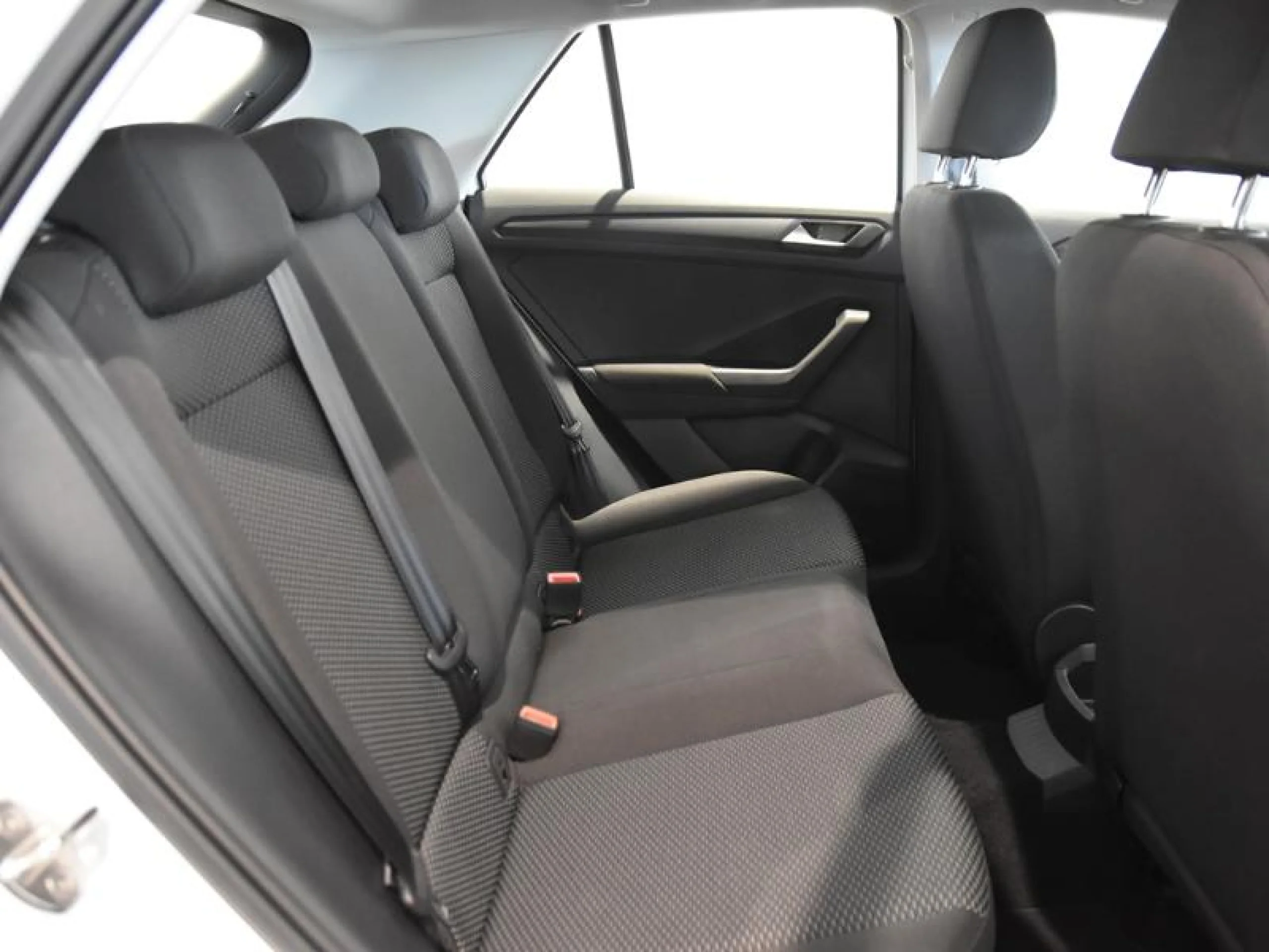 VOLKSWAGEN T ROC T ROC 2.0 TDI 85KW (116CV) - Foto 6