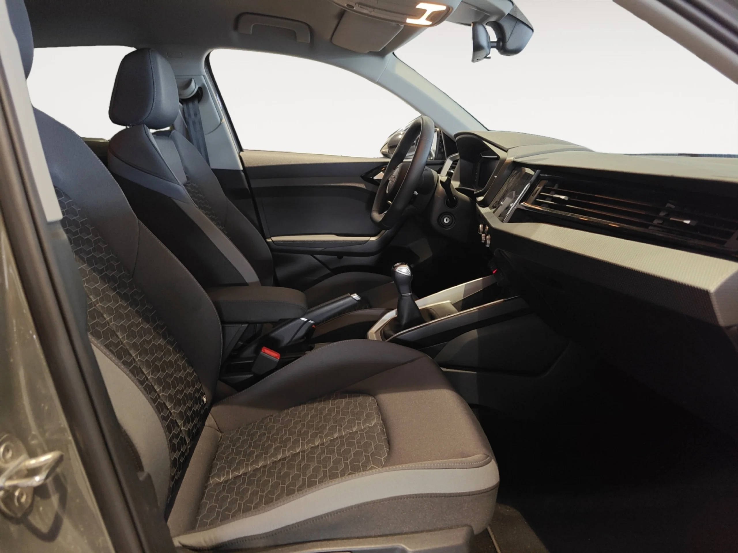 AUDI A1 SPORTBACK ADRENALIN 30 TFSI 81KW (110CV) - Foto 9