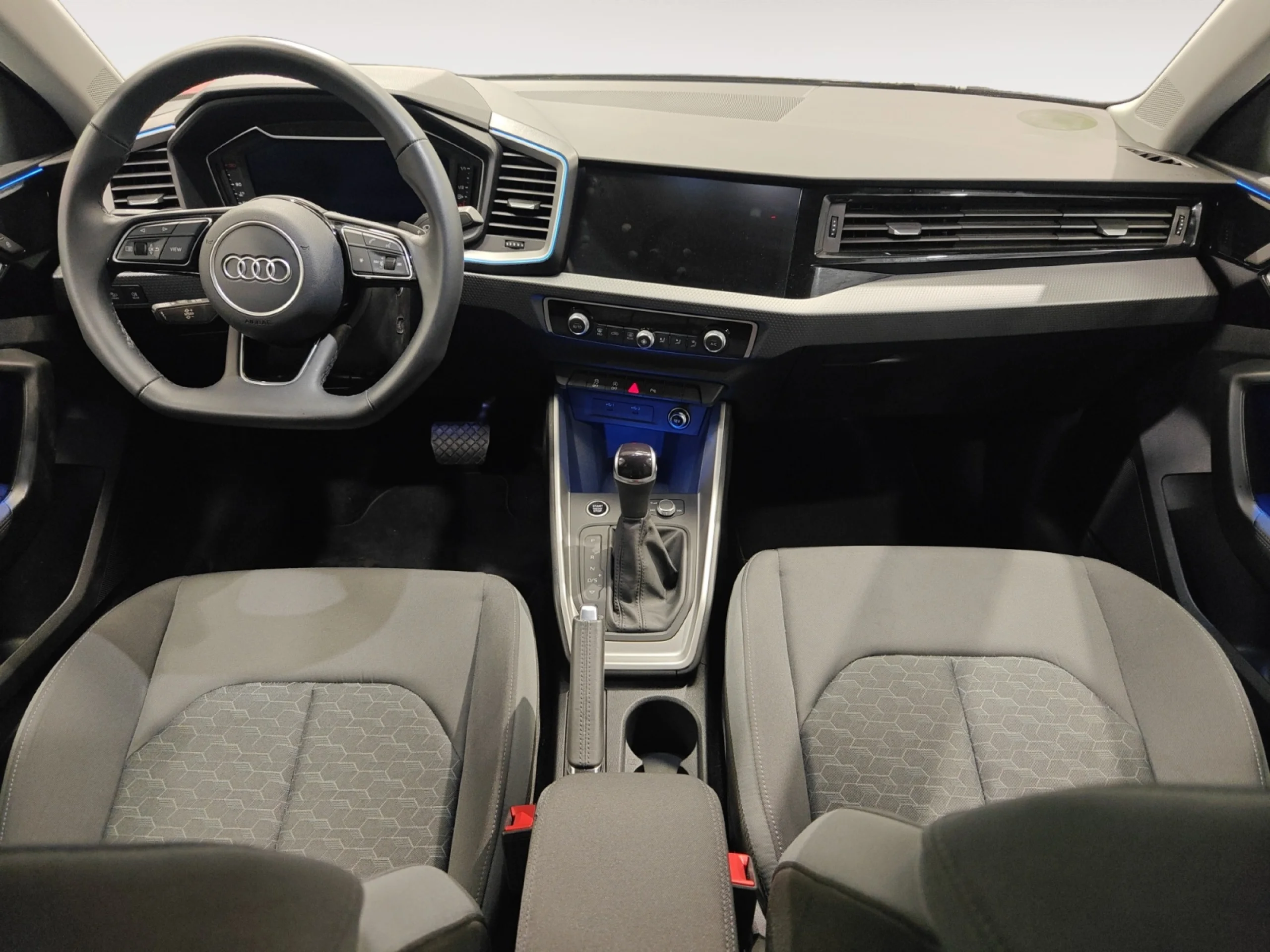 AUDI A1 SPORTBACK ADRENAL BLACK 30TFSI 85KW S TR - Foto 4