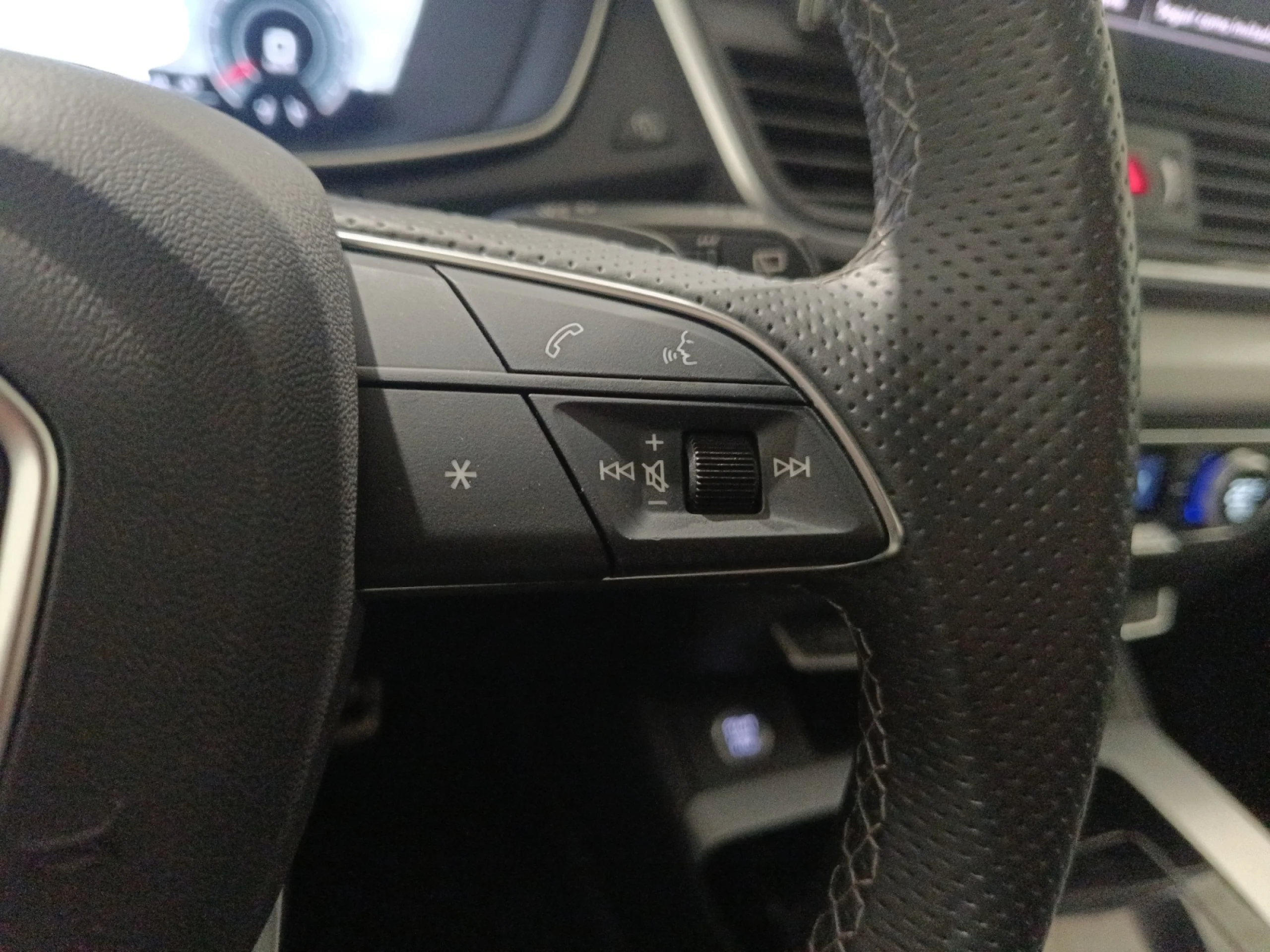 AUDI Q5 BLACK LINE TDI QUATTRO 150KW S TRONIC - Foto 9