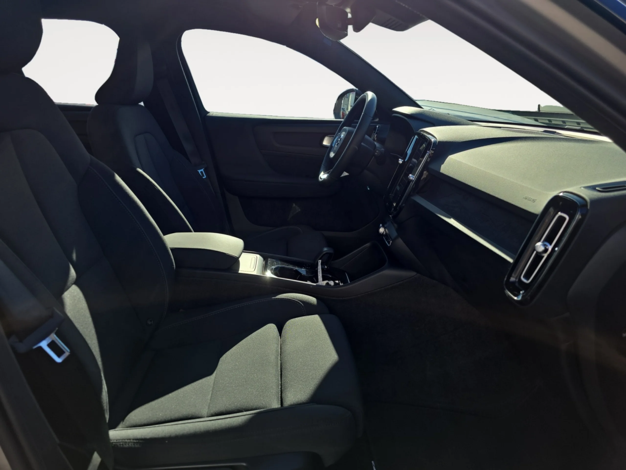 VOLVO XC40 RECHARGE ELÉCTRICO CORE AUTO - Foto 5