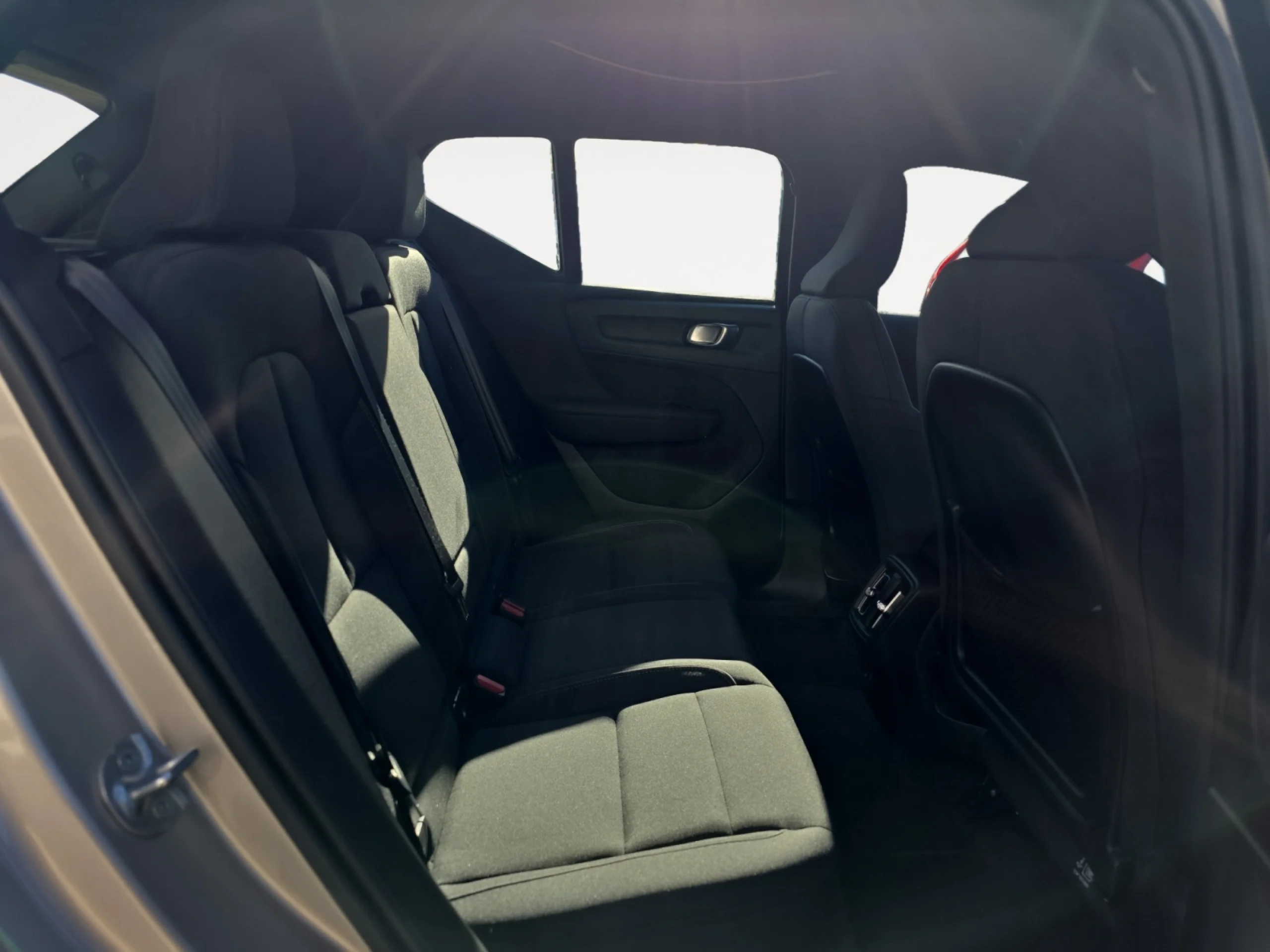 VOLVO XC40 RECHARGE ELÉCTRICO CORE AUTO - Foto 6