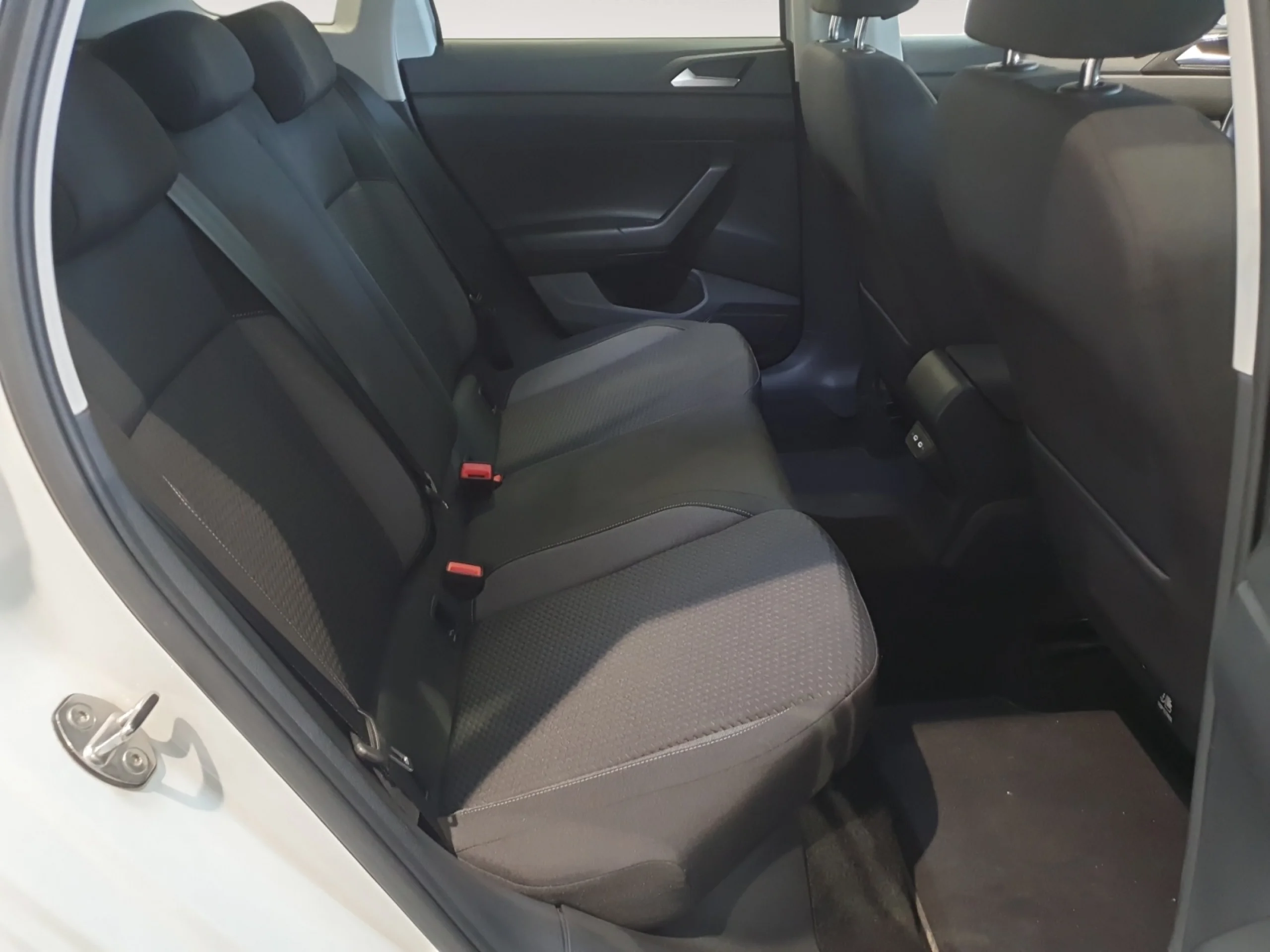 VOLKSWAGEN TAIGO LIFE 1.0 TSI 81KW (110CV) - Foto 8