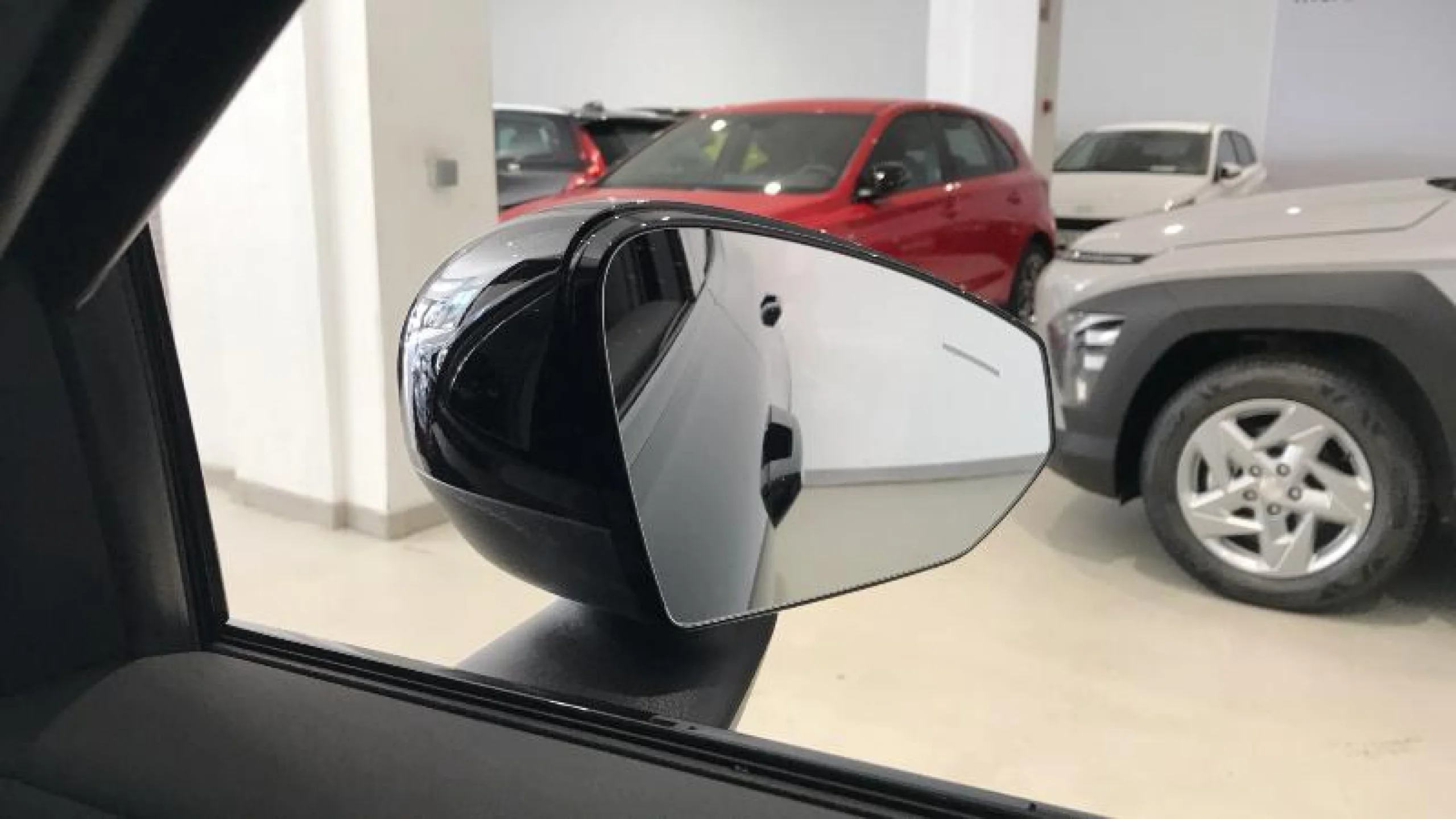 VOLVO EX30 SINGLE MOTOR EXTENDED RANGE ULTRA AUTO - Foto 19