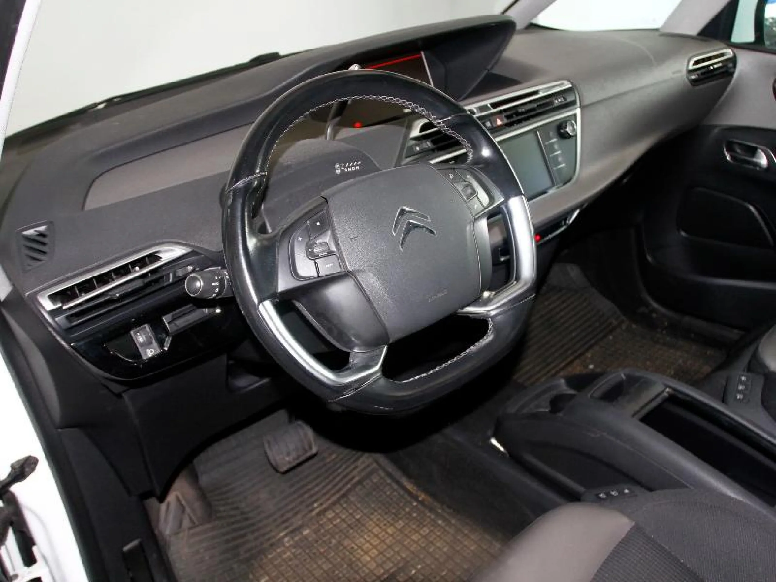 CITROEN GRAND C4 PICASSO PURETECH 96KW (130CV) S&S 6V EAT6 FEEL - Foto 8