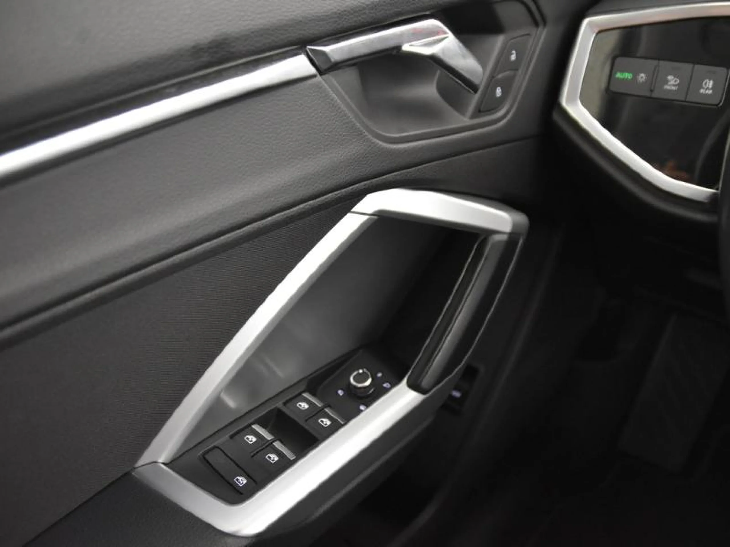 AUDI Q3 35 TFSI 110KW (150CV) S TRONIC - Foto 15
