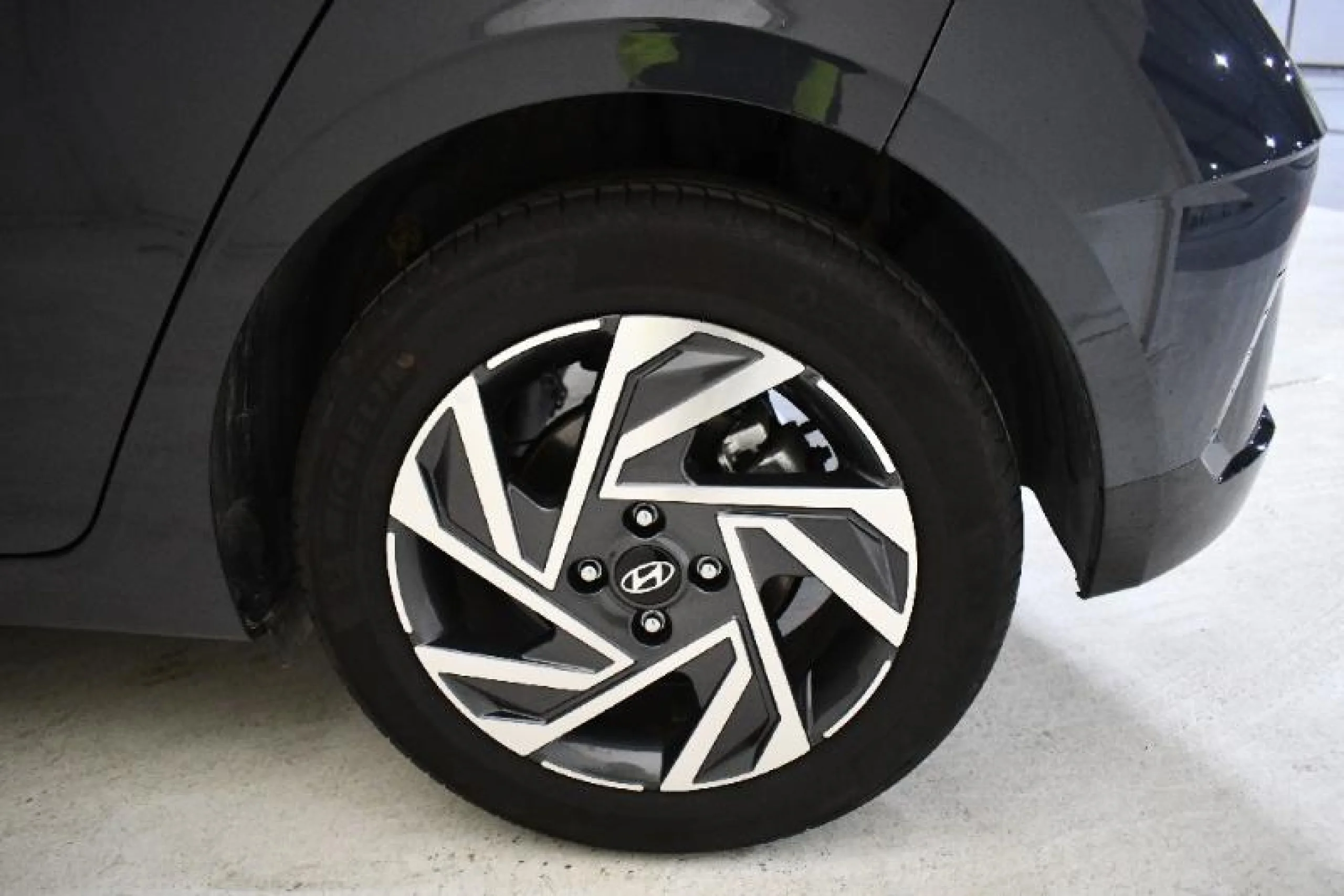 HYUNDAI I20 1.0 TGDI KLASS - Foto 8