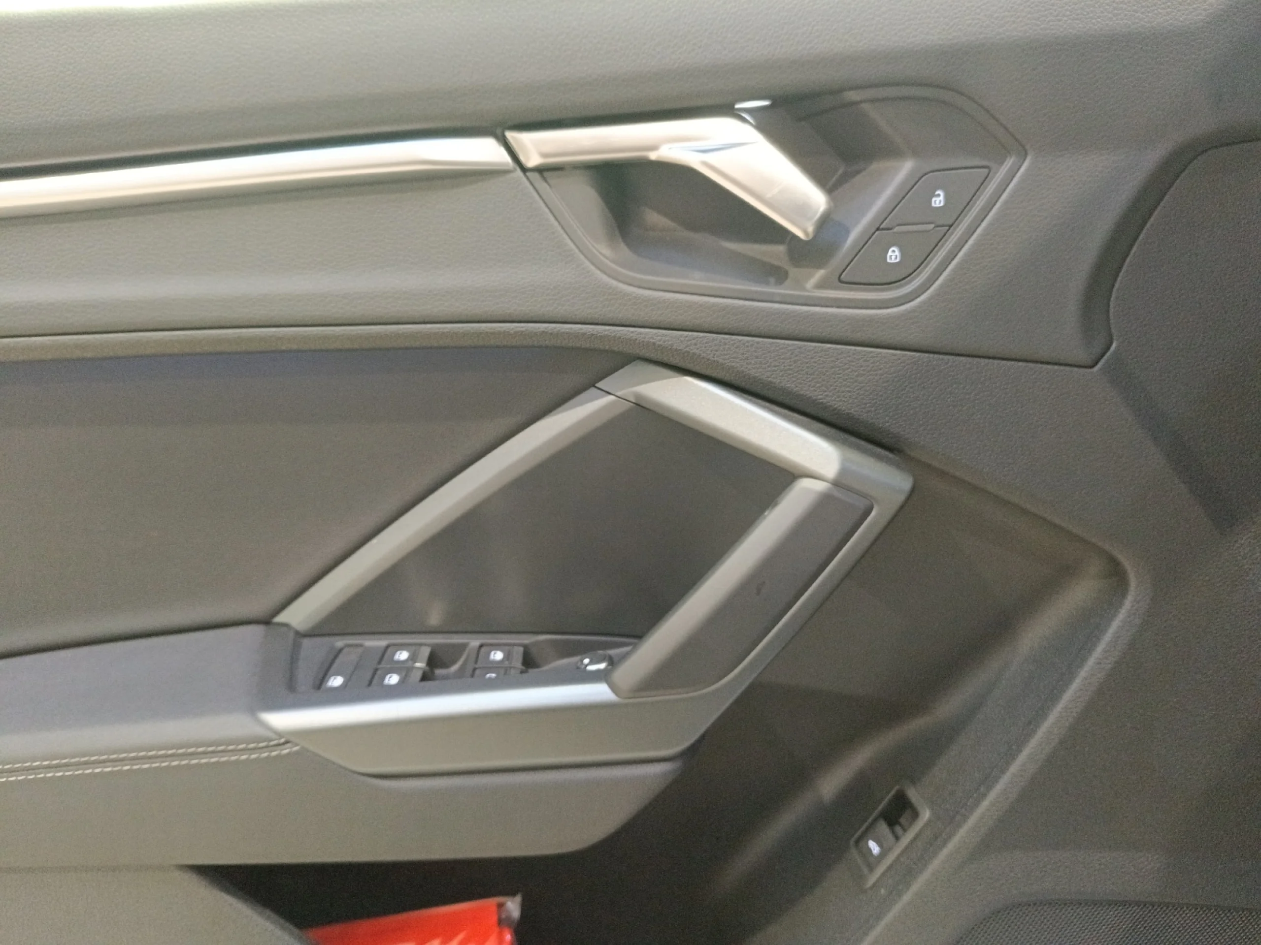 AUDI Q3 BLACK LINE 35 TDI 110KW (150CV) S TRONIC - Foto 16