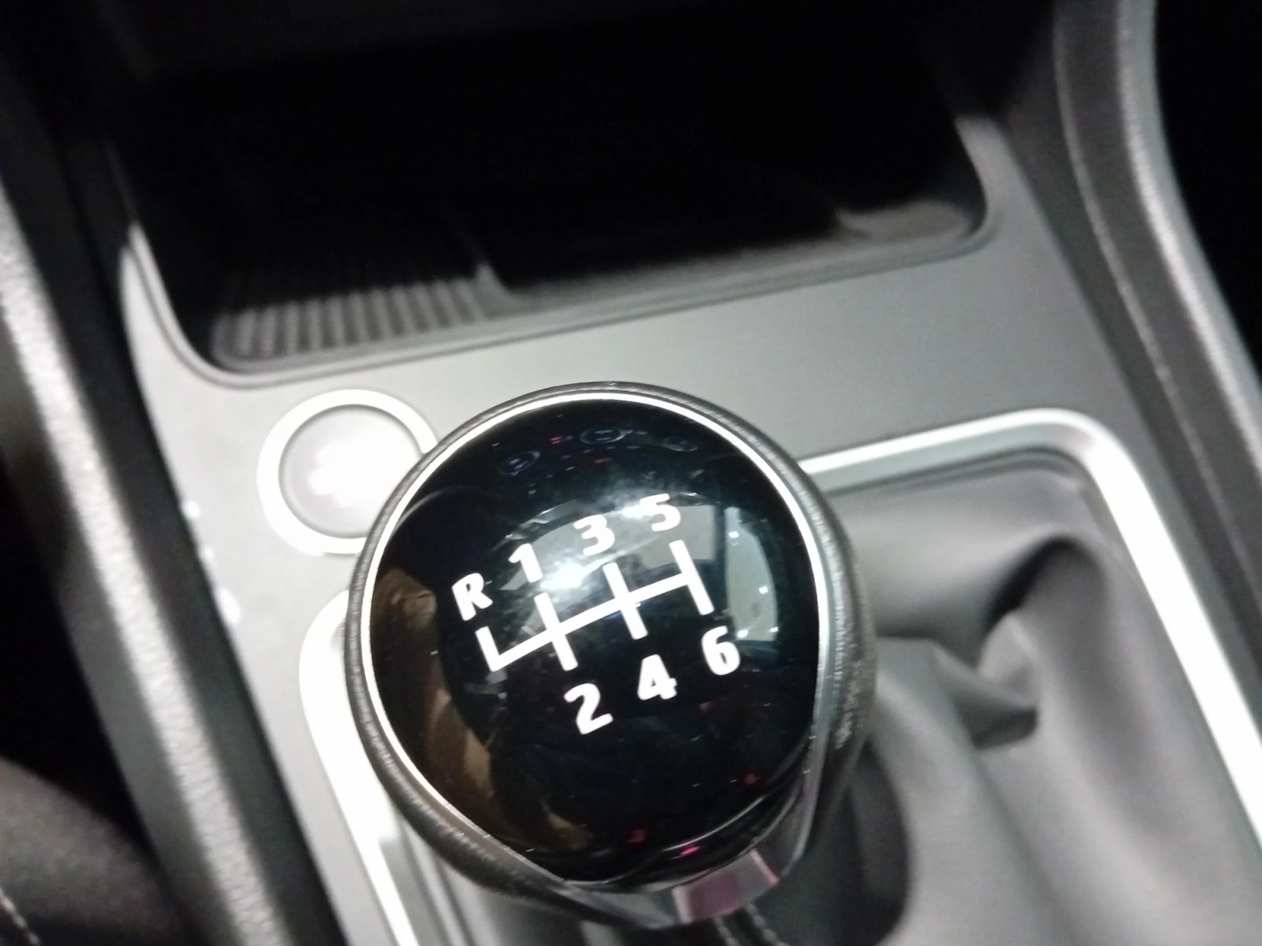 SEAT ATECA 1.5 TSI 110KW (150CV) STYLE EVO EDITION - Foto 17