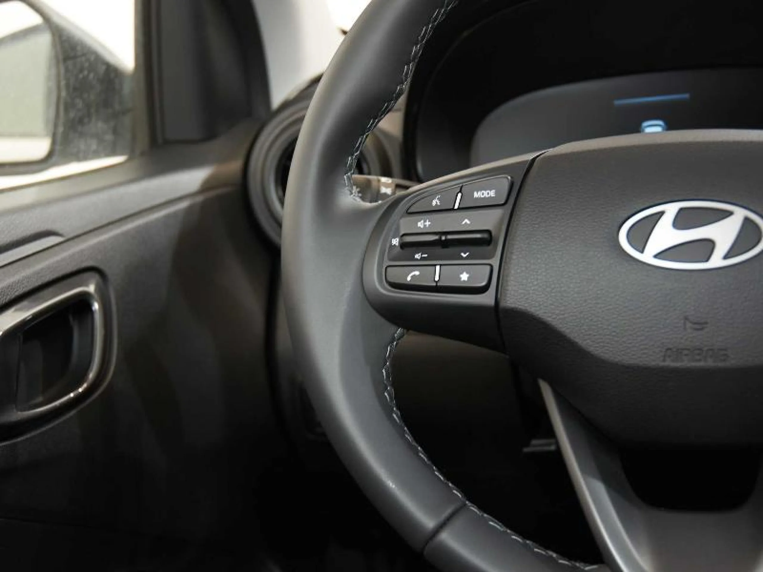 HYUNDAI I10 1.0 KLASS - Foto 14