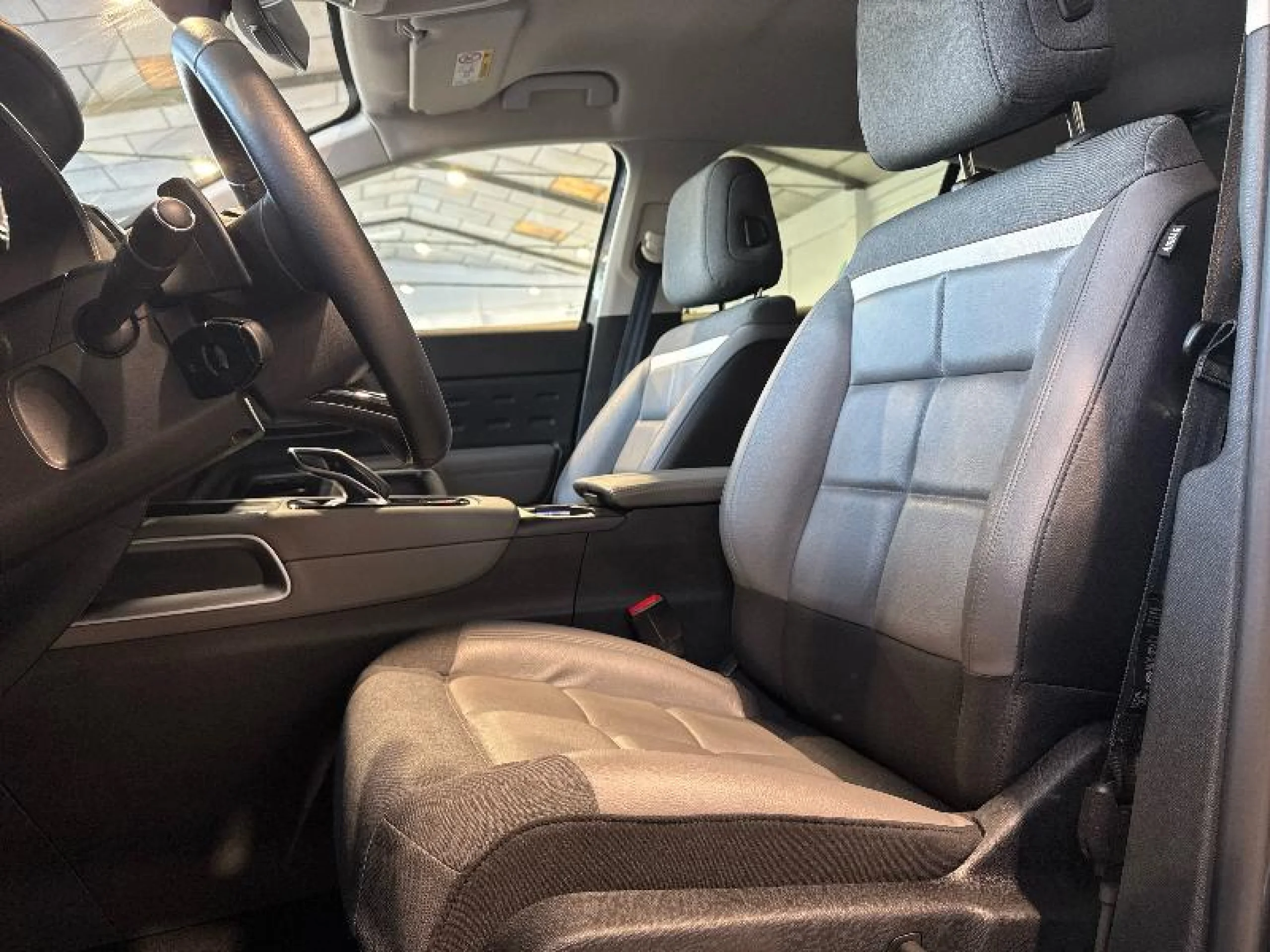 CITROEN C5 AIRCROSS HYBRID 225 E EAT8 FEEL - Foto 9