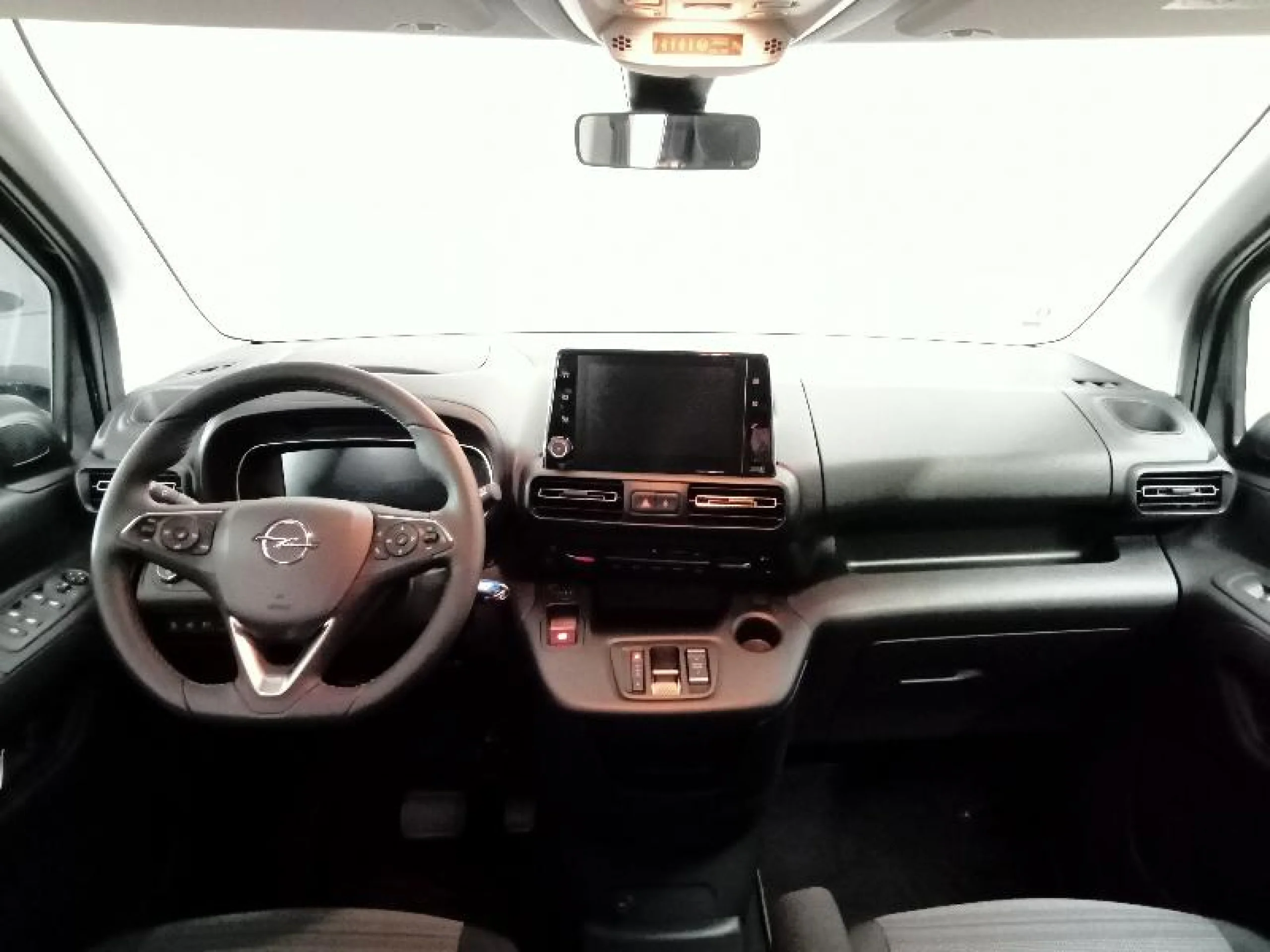 OPEL COMBO E LIFE BEV 50KWH ELEGANCE PLUS L - Foto 8