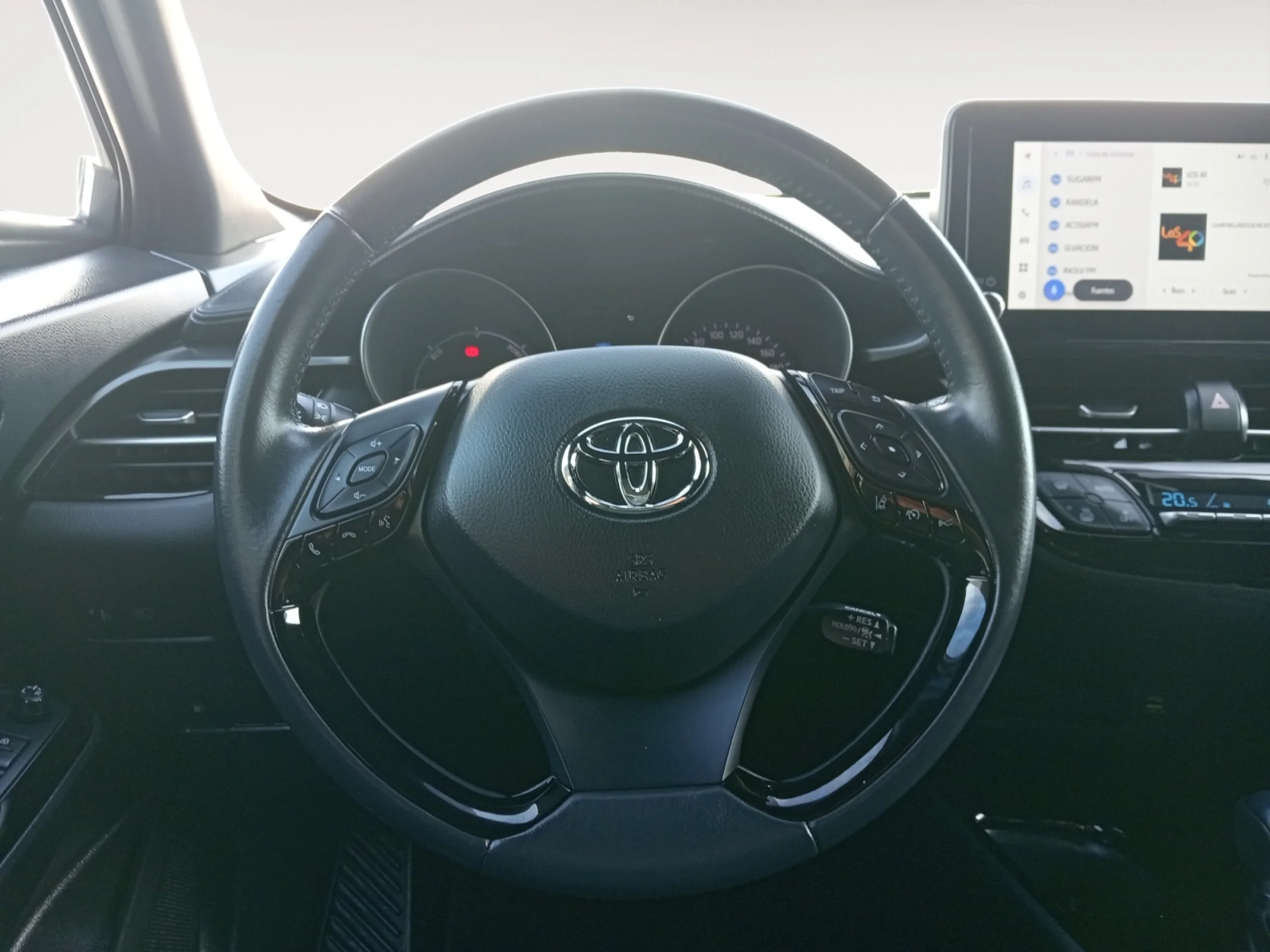 TOYOTA C HR 1.8 125H ADVANCE - Foto 11