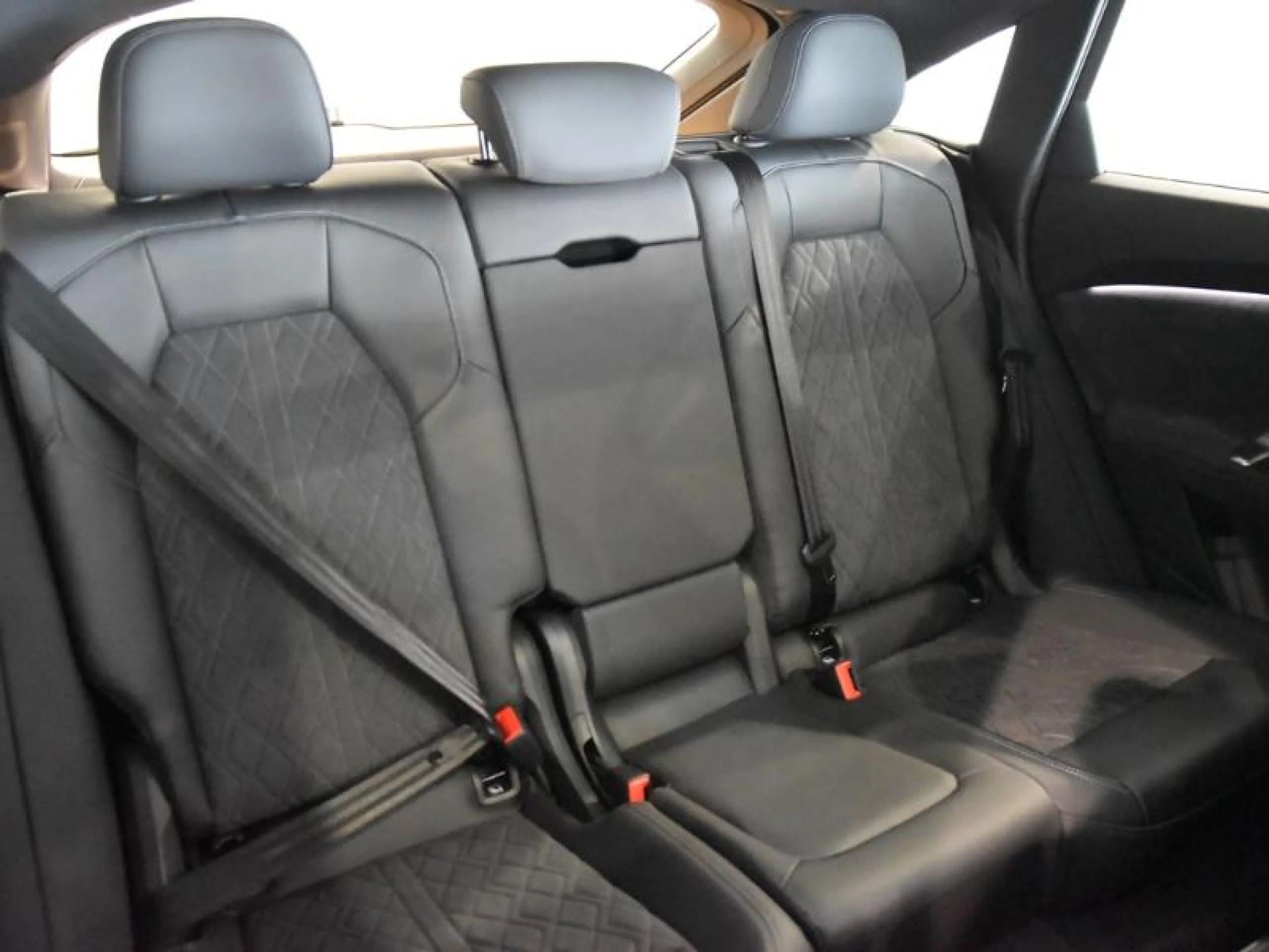 AUDI Q5 SPORTBACK BLACK COMPET. E HY. QUATTRO 270KW S TRON - Foto 5