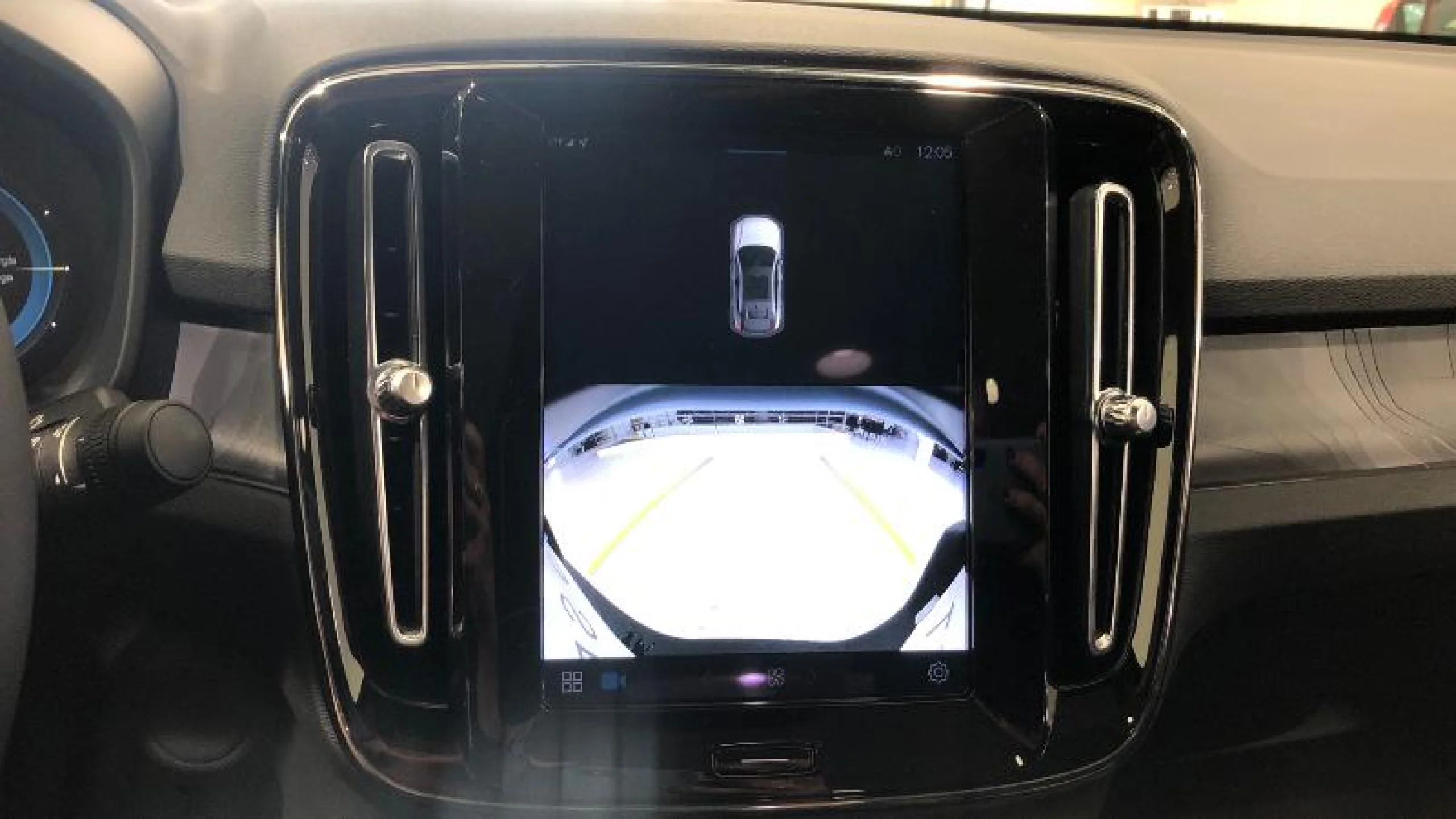 VOLVO C40 RECHARGE SINGLE EXTENDED CORE AUTO - Foto 18