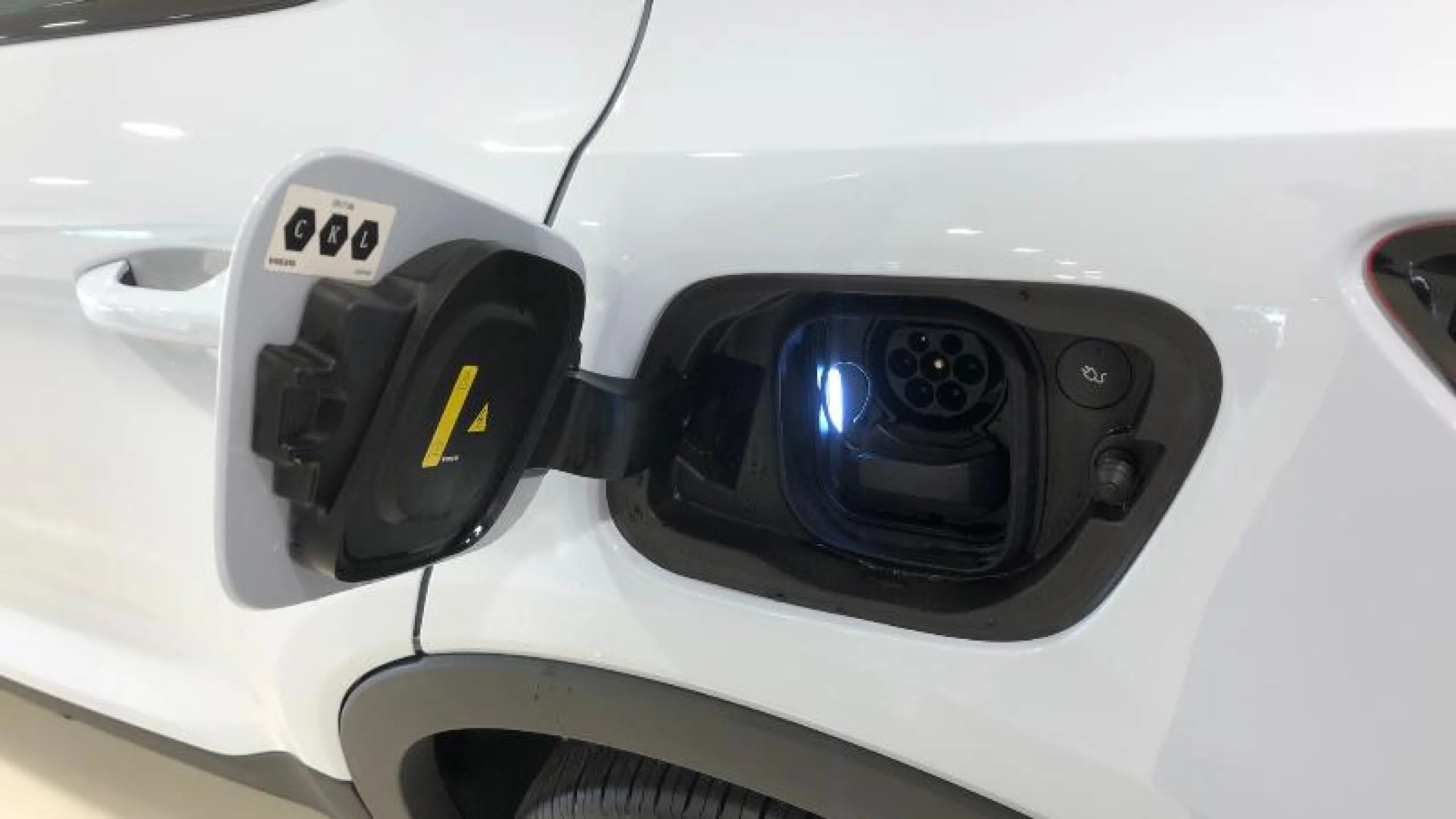 VOLVO C40 RECHARGE SINGLE EXTENDED CORE AUTO - Foto 20
