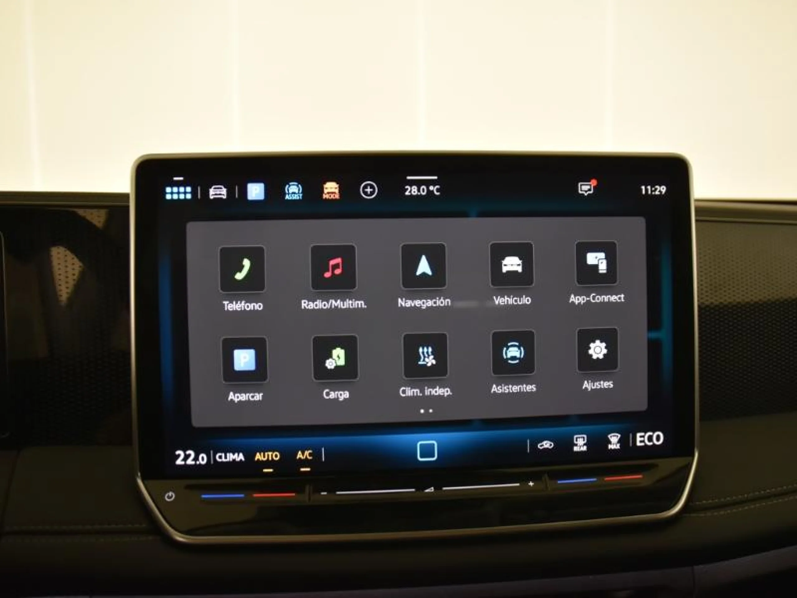 VOLKSWAGEN TIGUAN ··MÁS·· 1.5 TSI EHYBRID 150KW (204CV) DSG - Foto 14