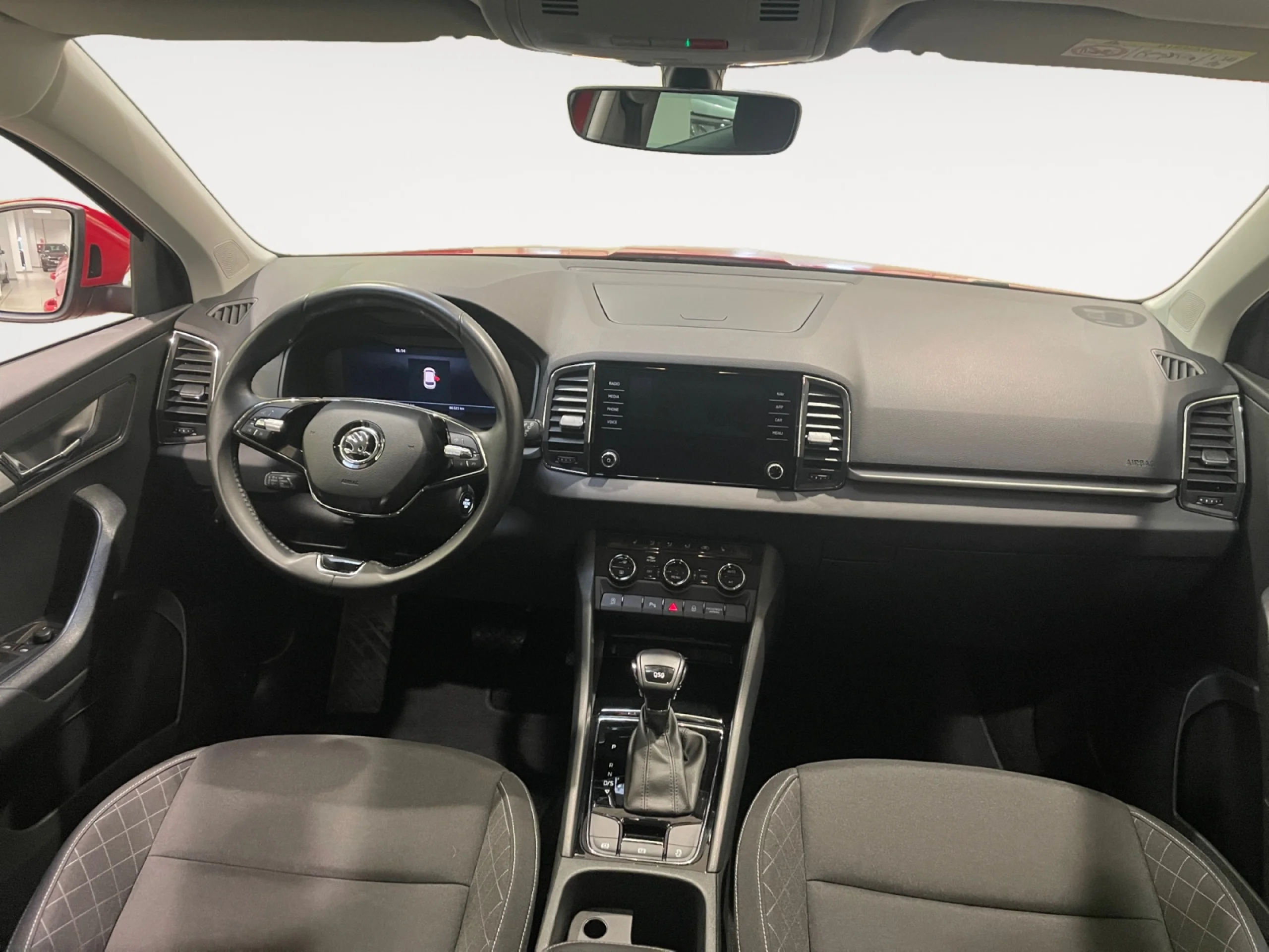 SKODA KAROQ 1.5 TSI 110KW (150CV) ACT AMBITION - Foto 4