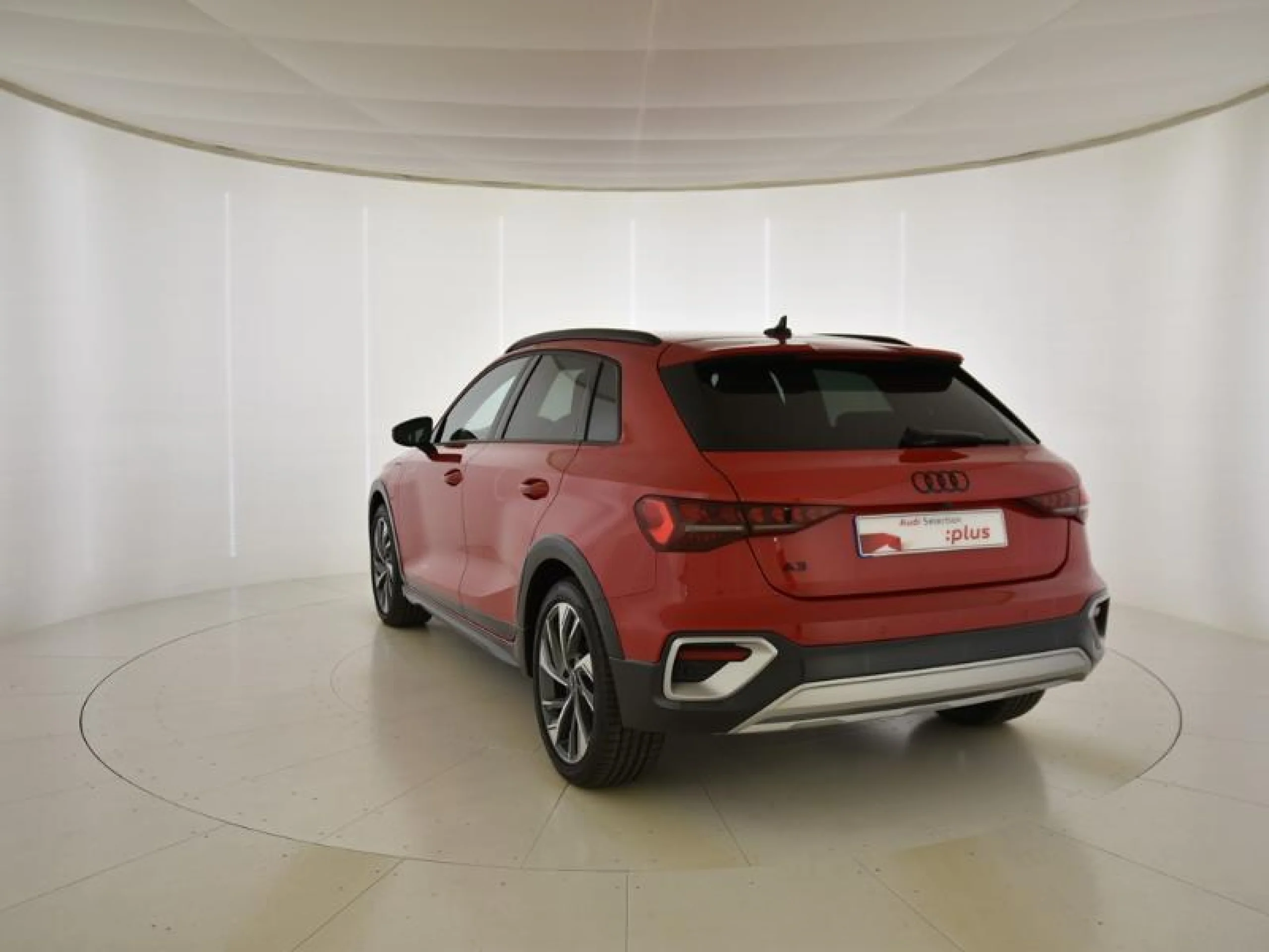 AUDI A3 ALLSTREET GENUINE 40 TFSI E 150KW S TRON - Foto 2