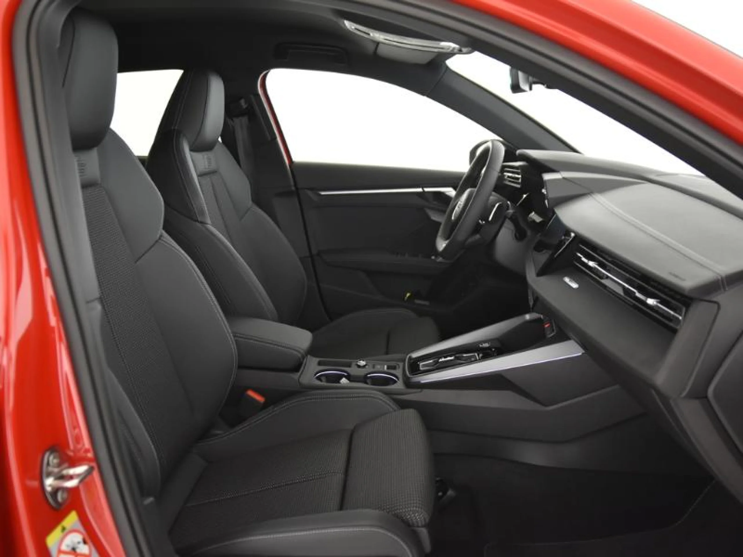 AUDI A3 ALLSTREET GENUINE 40 TFSI E 150KW S TRON - Foto 5