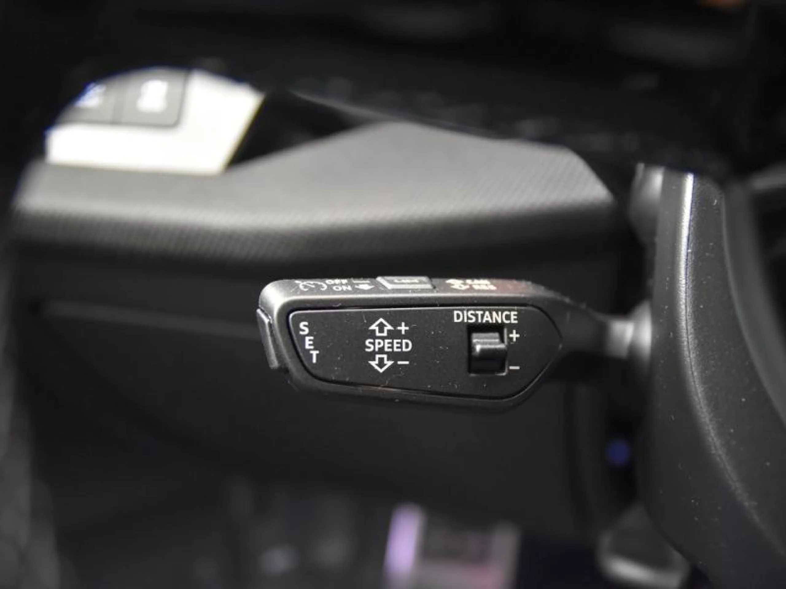 AUDI A3 ALLSTREET GENUINE 40 TFSI E 150KW S TRON - Foto 15