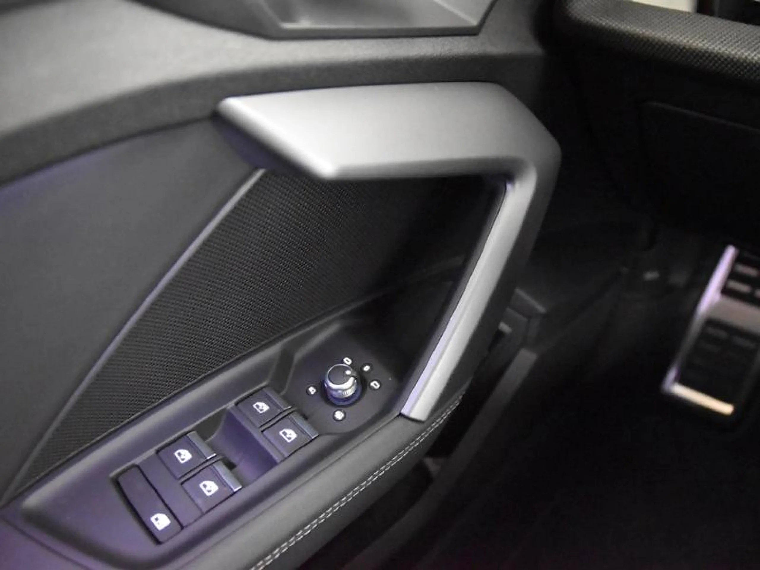 AUDI A3 ALLSTREET GENUINE 40 TFSI E 150KW S TRON - Foto 16