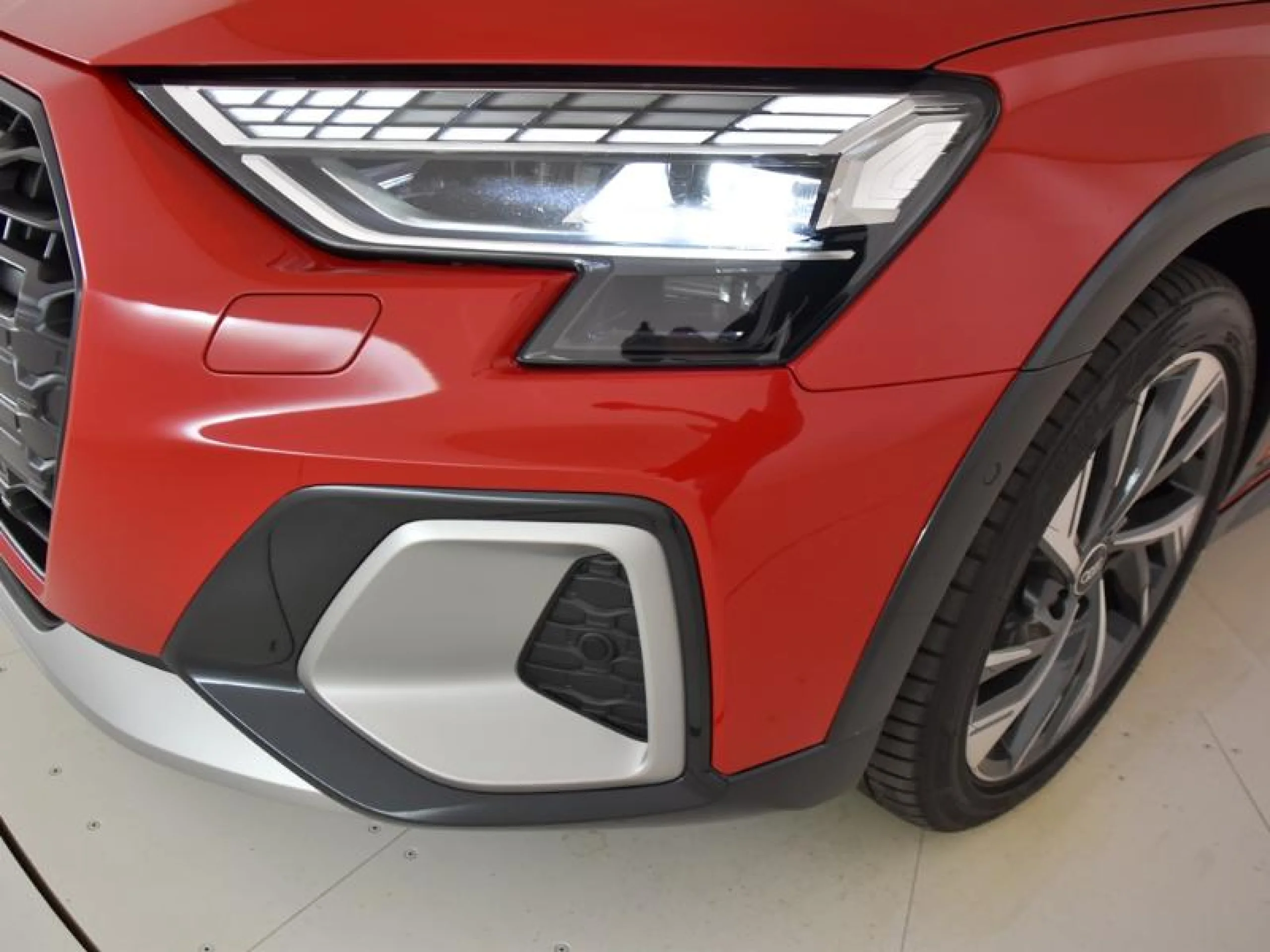 AUDI A3 ALLSTREET GENUINE 40 TFSI E 150KW S TRON - Foto 18