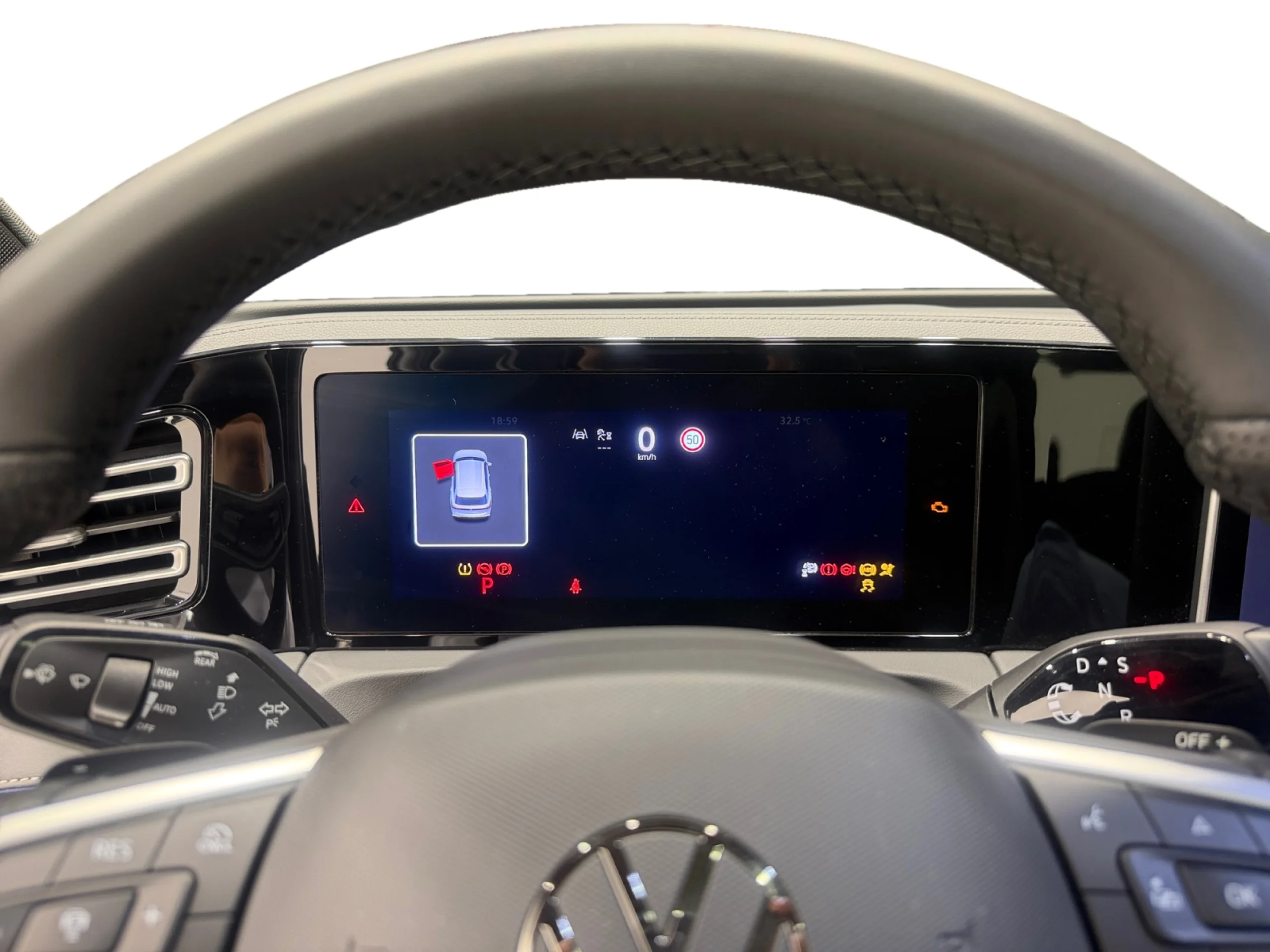 VOLKSWAGEN TIGUAN R LINE 2.0 TDI 142KW (193CV) DSG 4MOTION - Foto 9