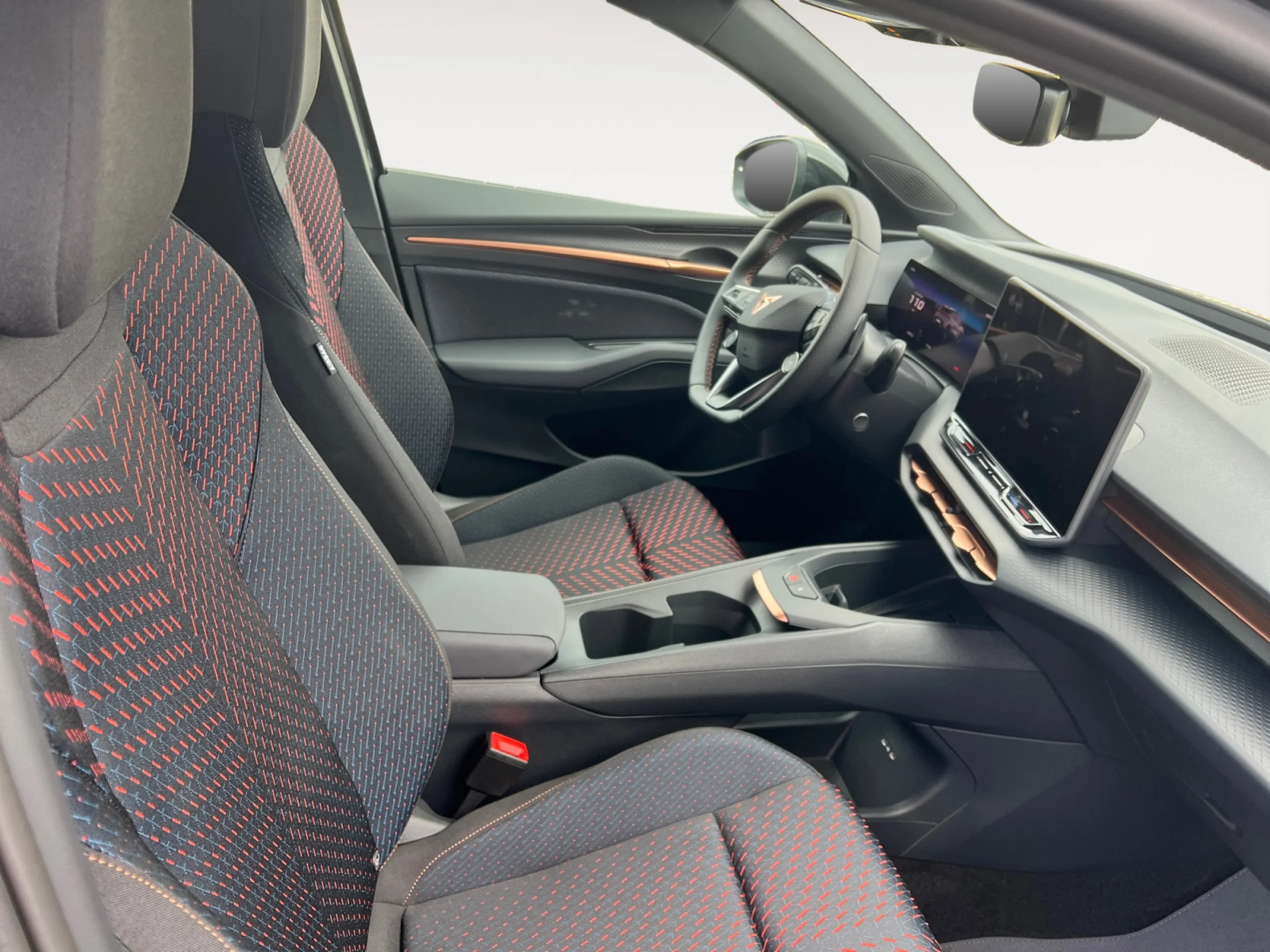 CUPRA RAVAL RAVAL ENDURANCE 51,5 KWH / 155KW 155 KW (211 CV) 51,5 KWH - Foto 5
