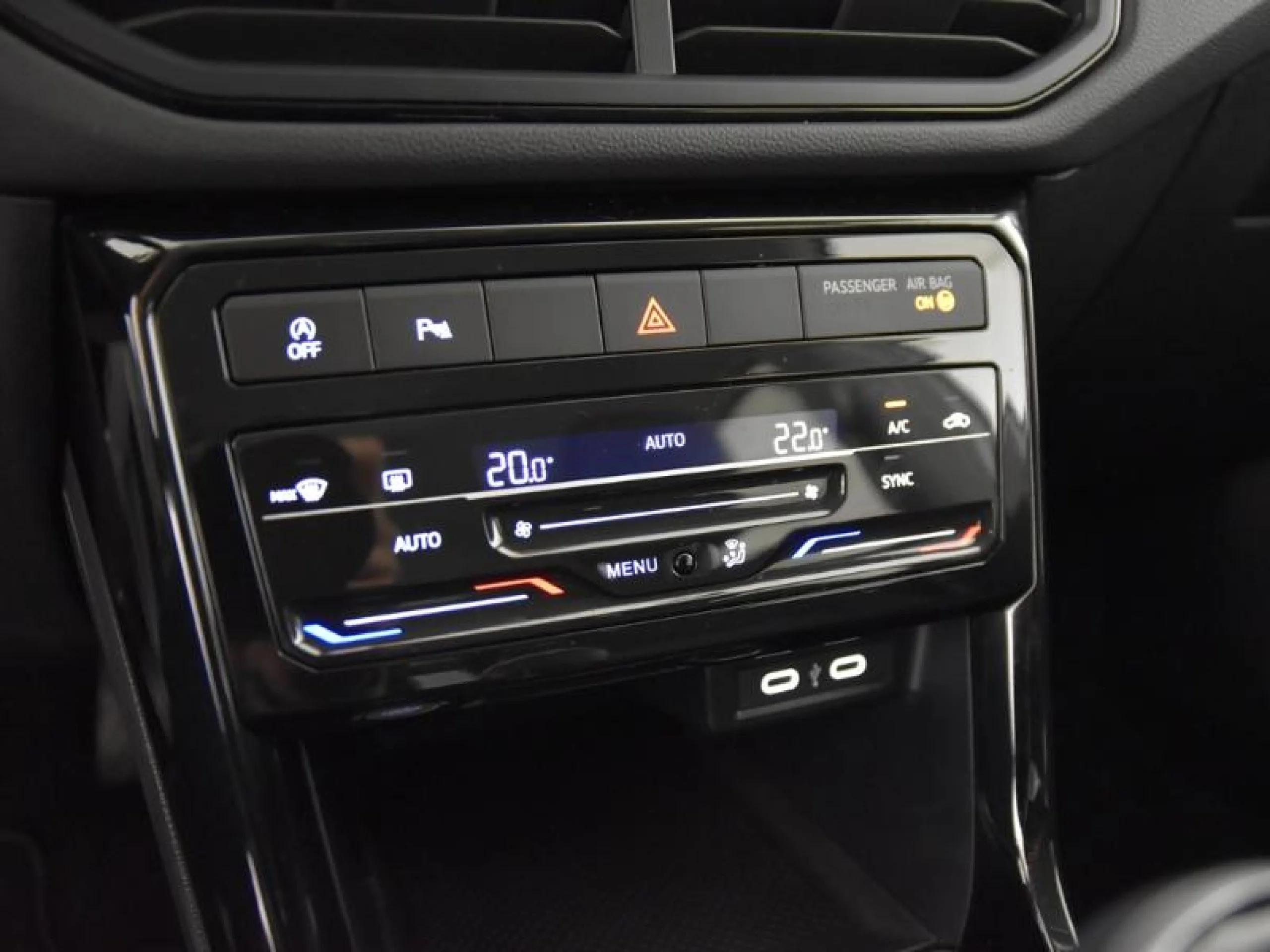 VOLKSWAGEN T CROSS ··MÁS·· 1.0 TSI 85KW (115CV) - Foto 11