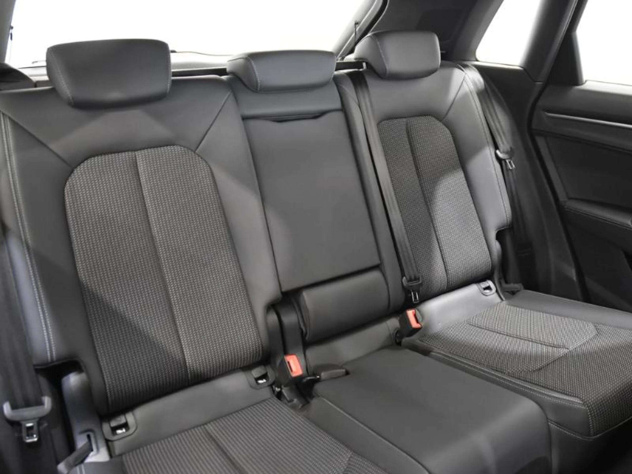 AUDI Q3 S LINE 35 TDI 110KW (150CV) S TRONIC - Foto 5