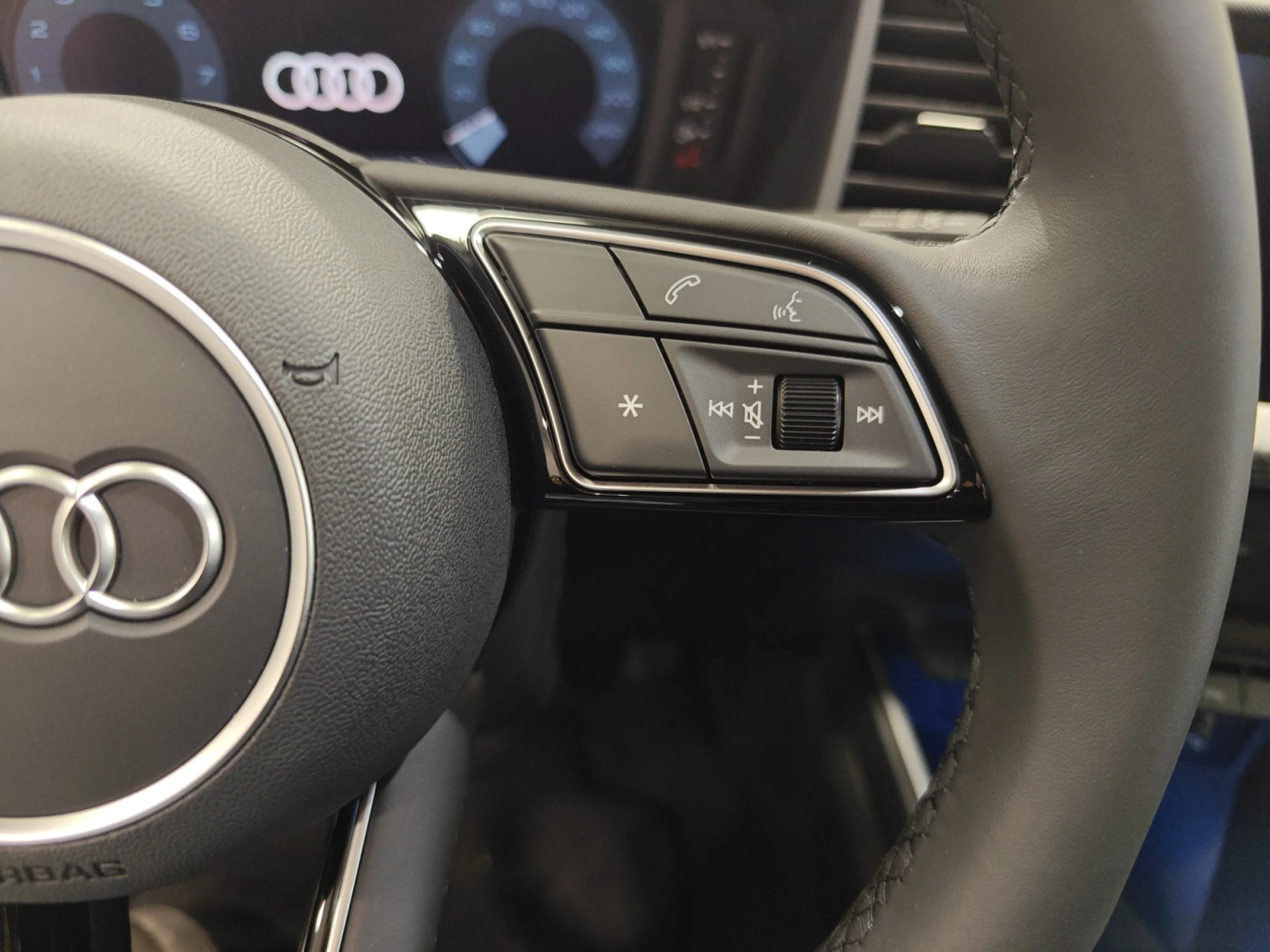 AUDI A1 ALLSTREET 30 TFSI 85KW (116CV) - Foto 10