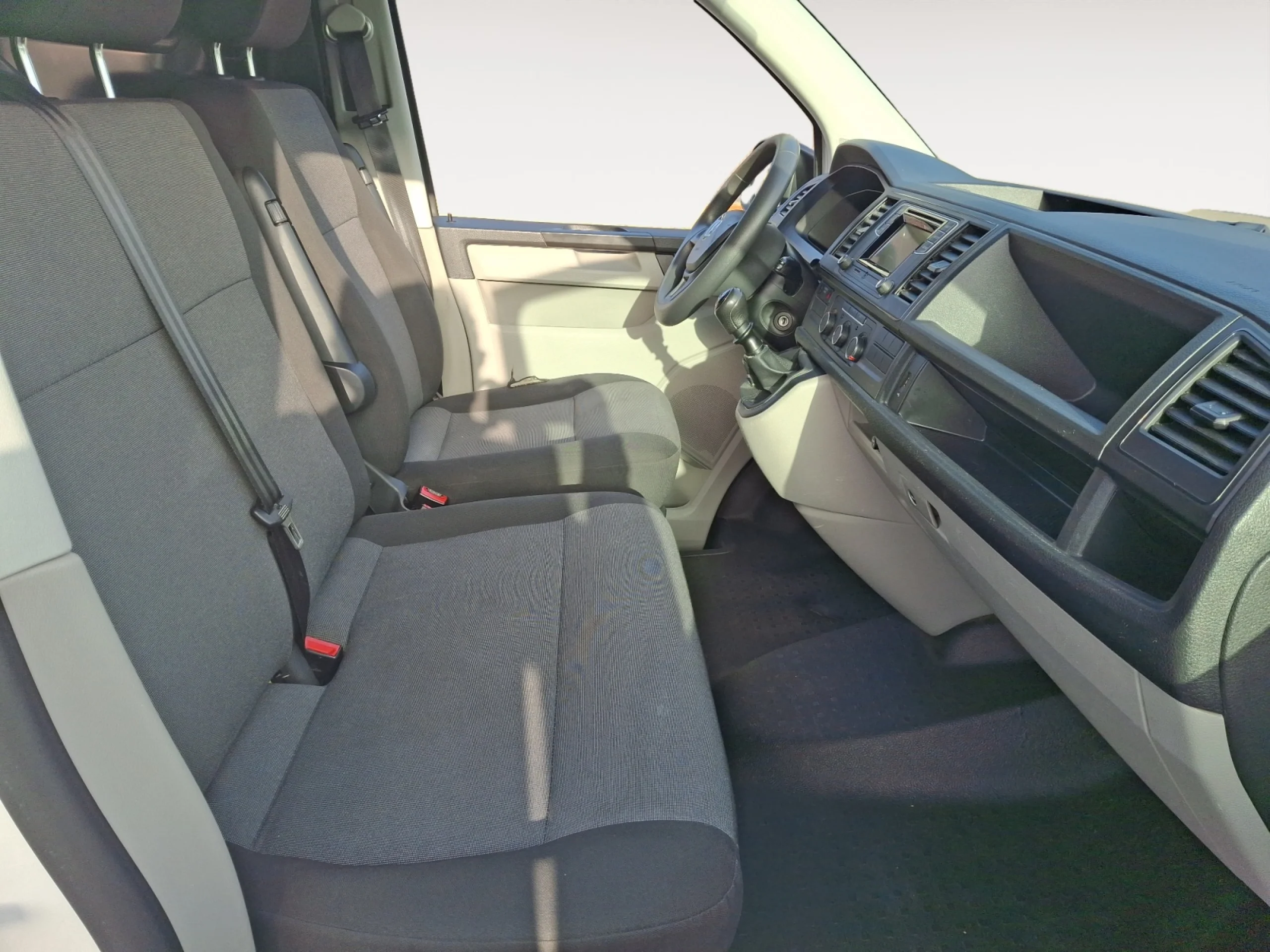 VOLKSWAGEN TRANSPORTER TRANSPORTER FURGSN BATALLA CORTA 2.0 TDI EU6 SCR BMT 75 KW (102 CV) 5 VEL. 2.800 - Foto 5