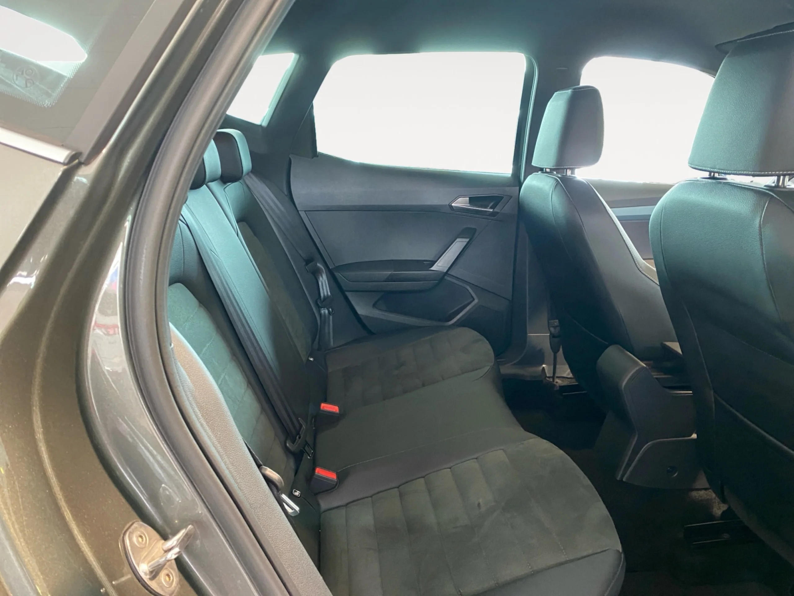 SEAT ARONA 1.0 TSI 85KW (115CV) XPERIENCE - Foto 6