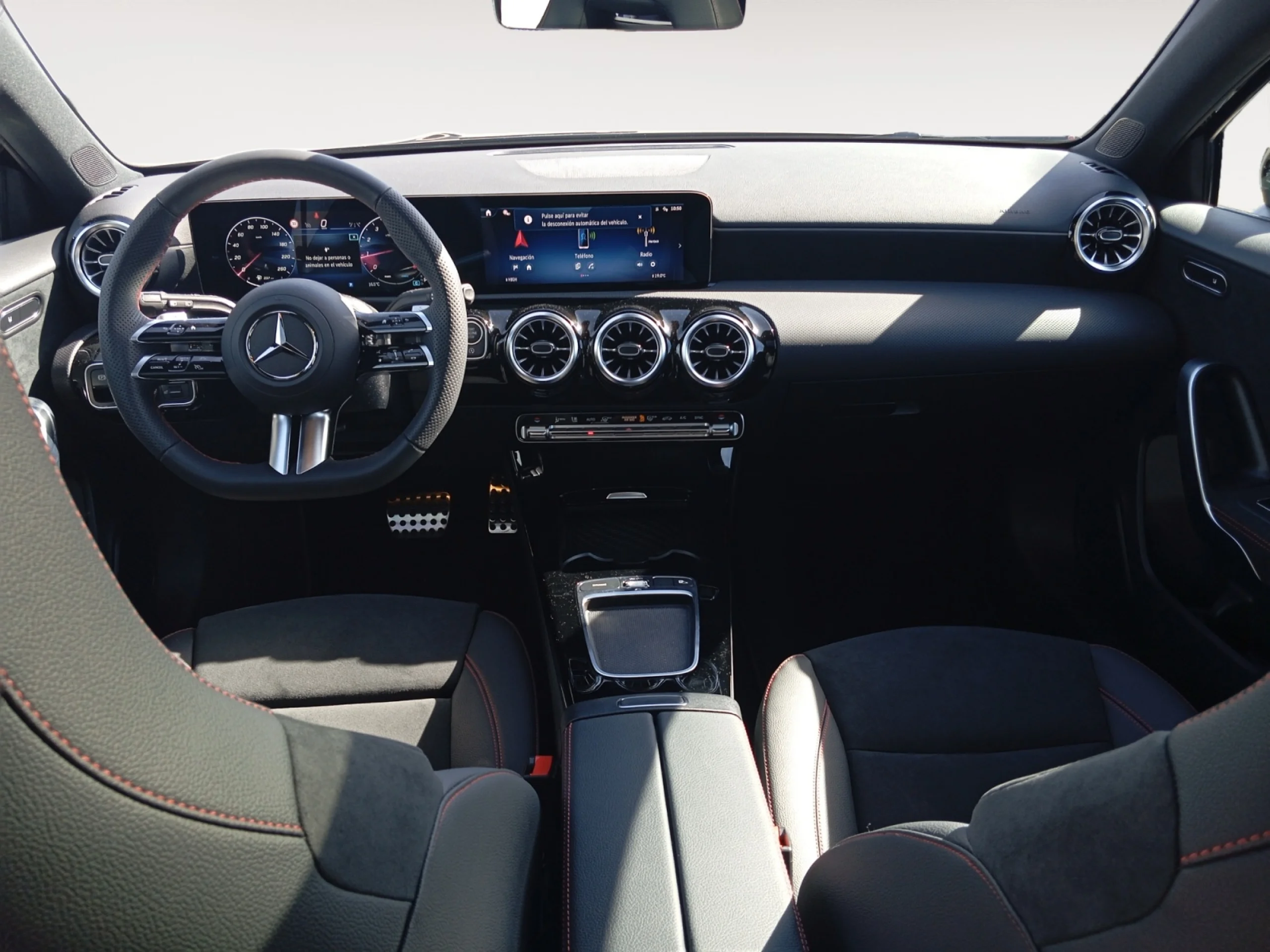 MERCEDES-BENZ CLASE A A 180 - Foto 4